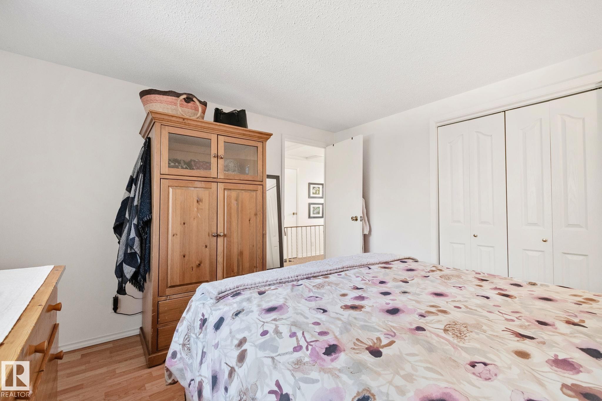 97 Ridgewood Terrace, St. Albert, AB - Indoor Photo Showing Bedroom