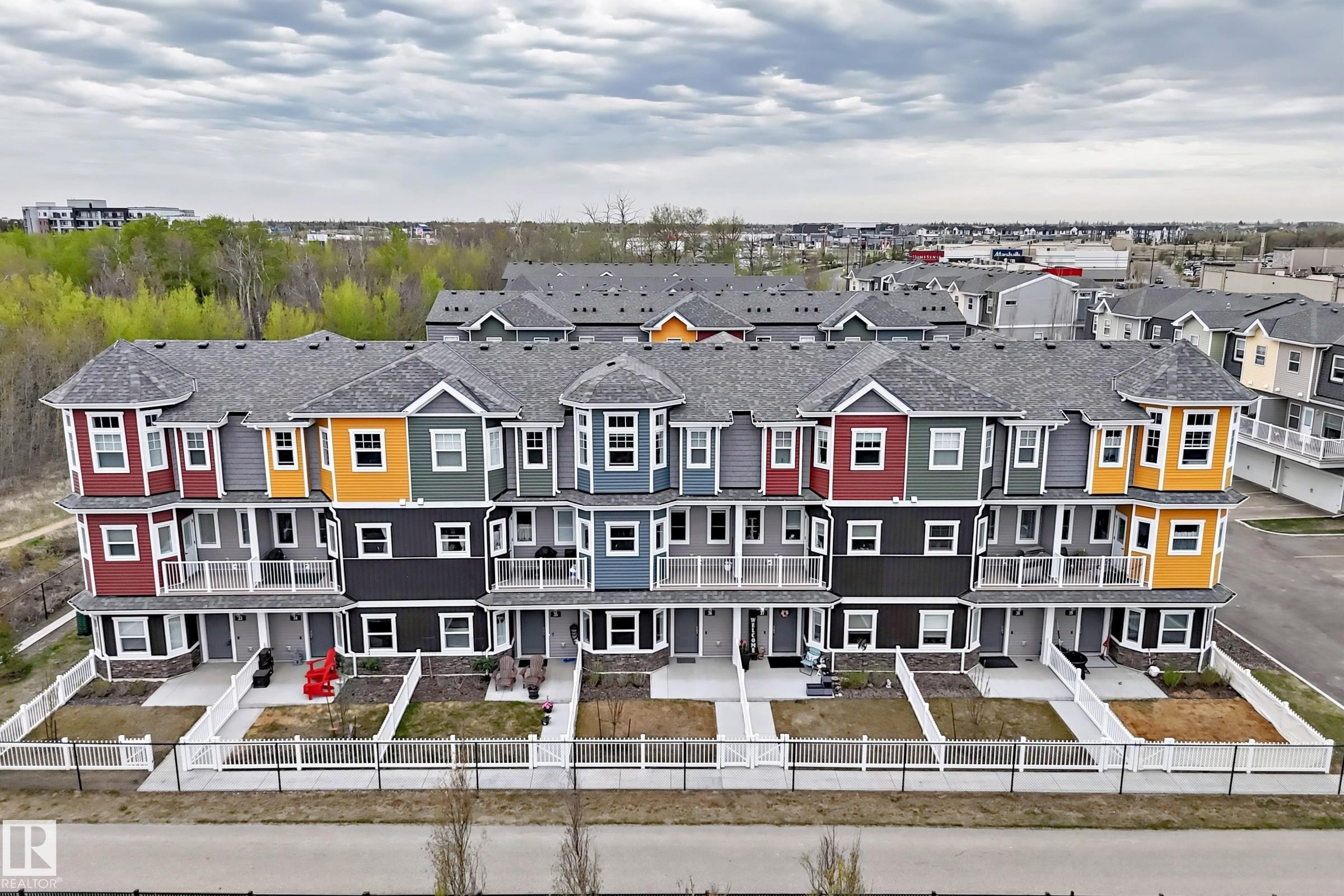 37 150 Everitt Dr, St. Albert, AB - Outdoor With Facade