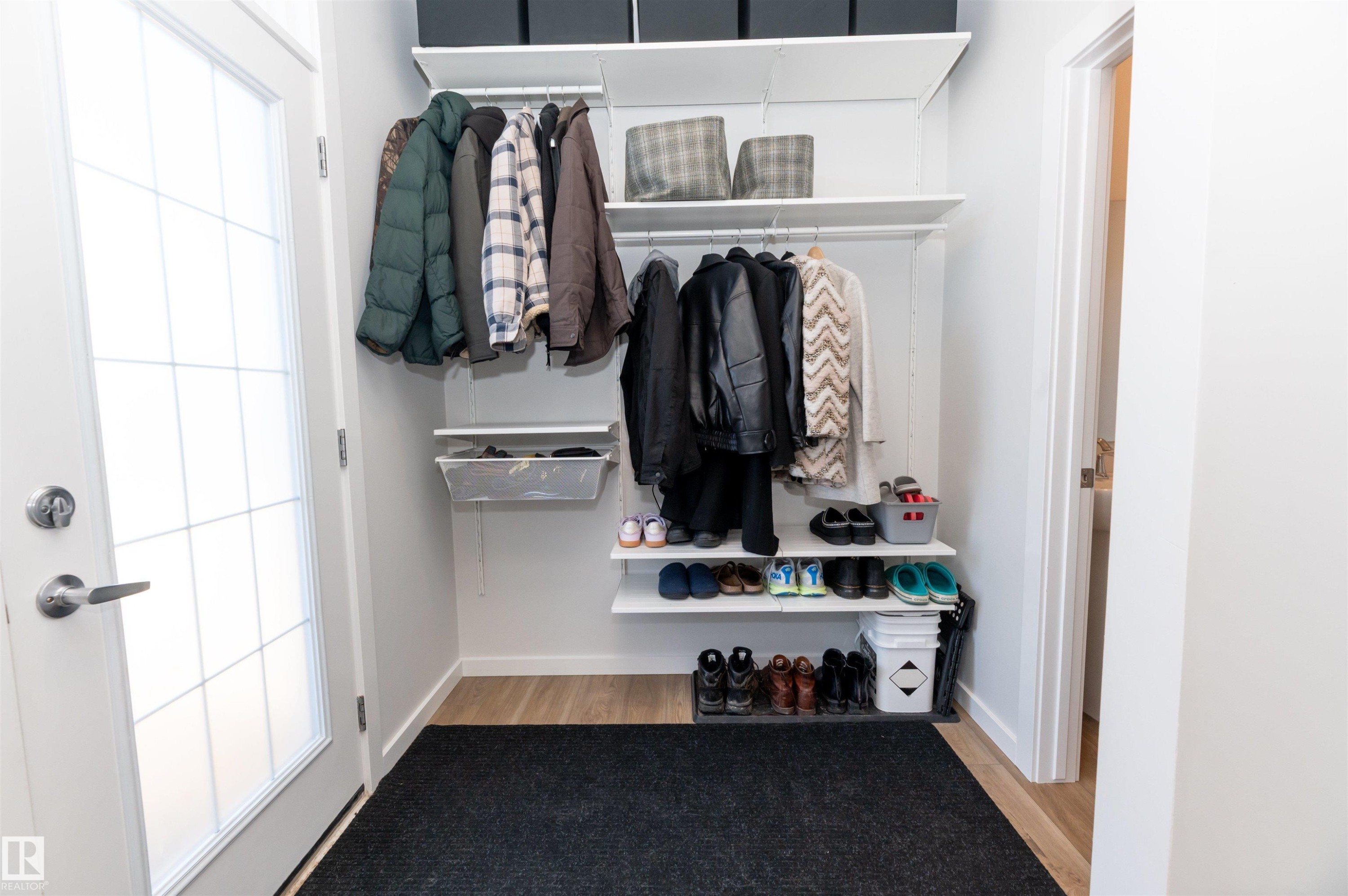 6078 Naden Landing, Edmonton, AB - Indoor Photo Showing Other Room