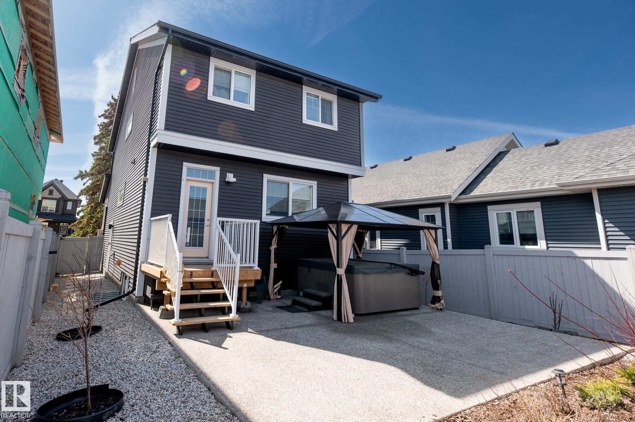 6078 Naden Landing, Edmonton, AB - Outdoor