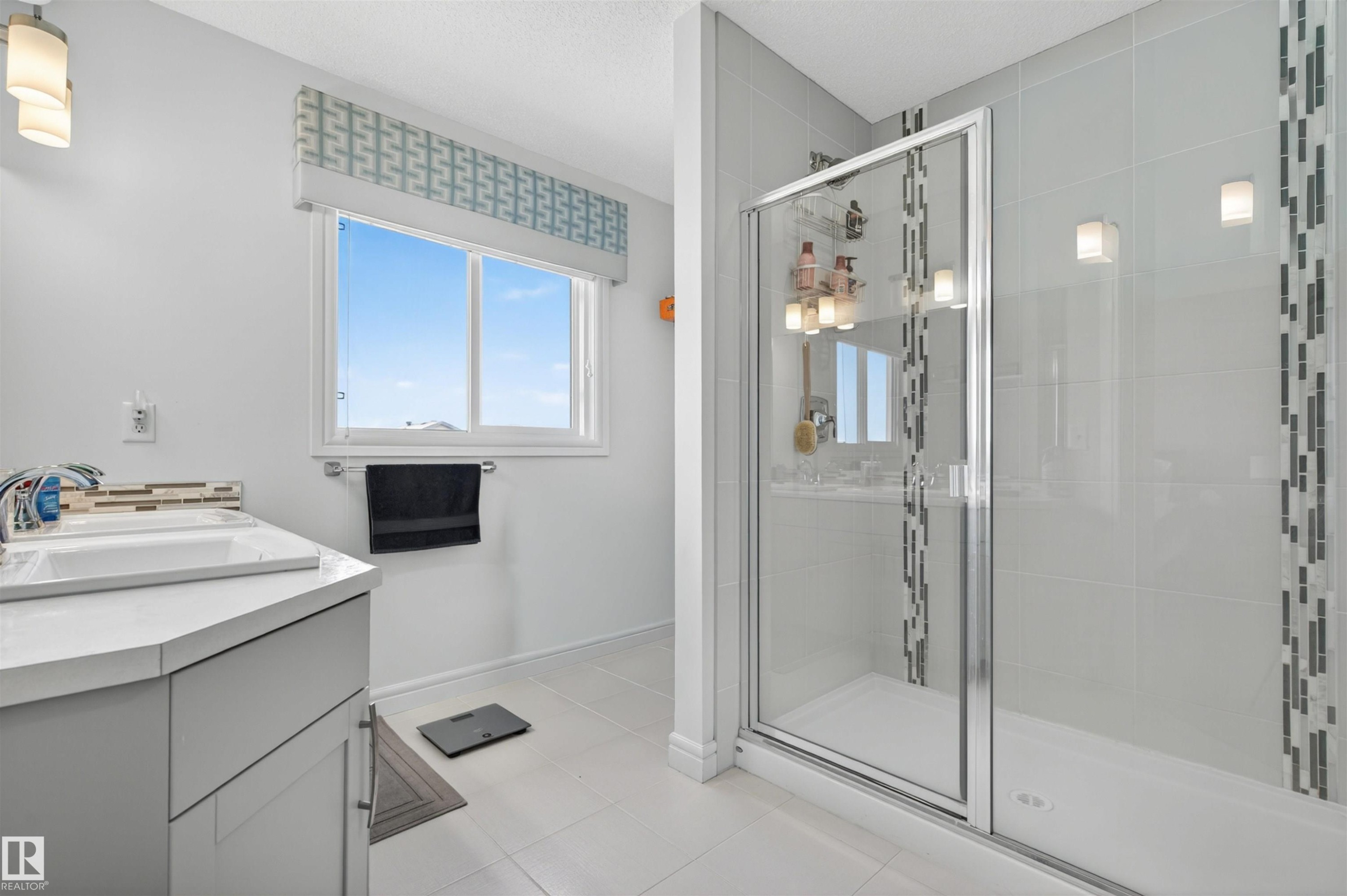 41 Tribute Common, Spruce Grove, AB - Indoor Photo Showing Bathroom