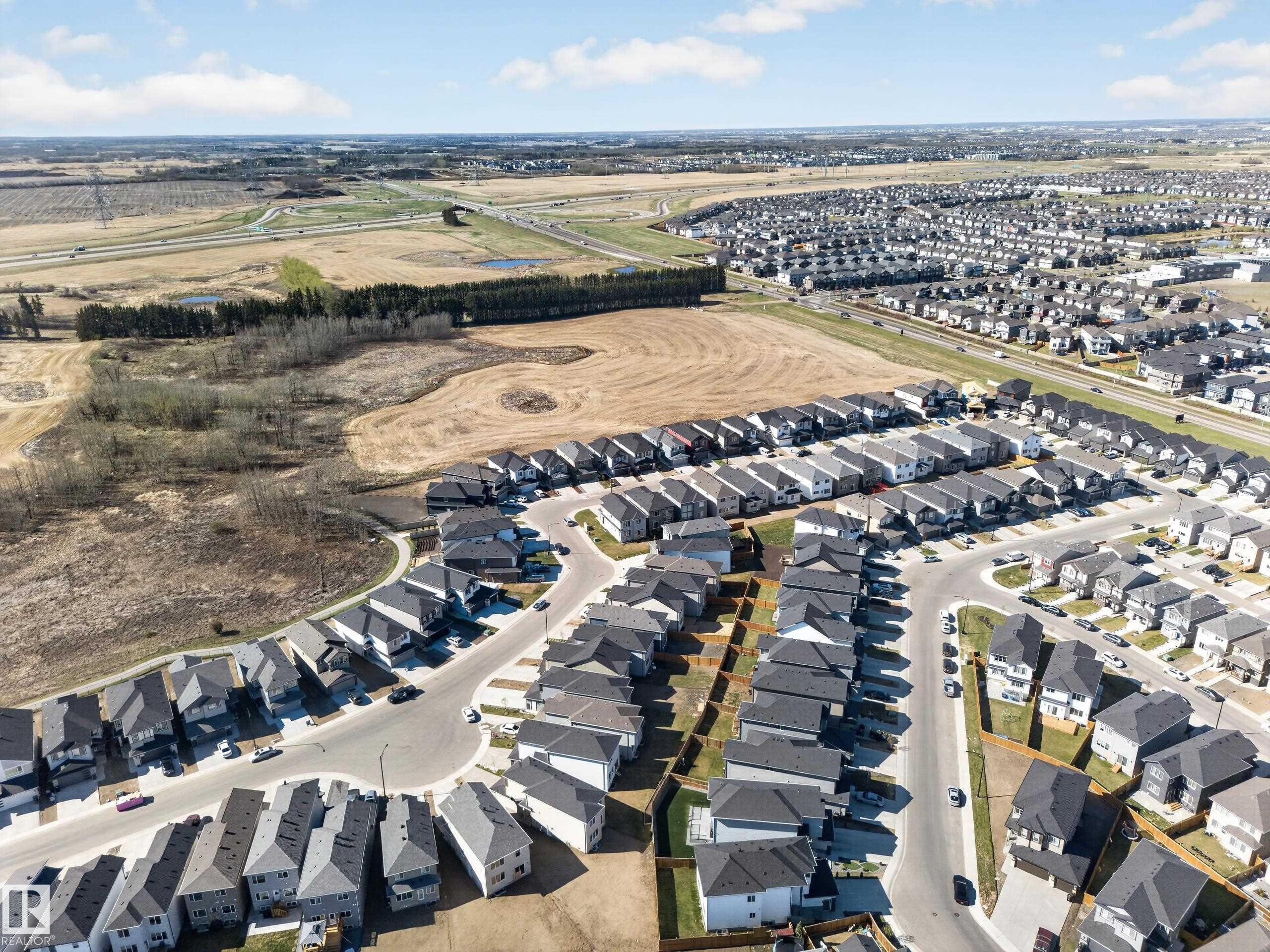 1412 11 Avenue, Edmonton, AB - Outdoor With View