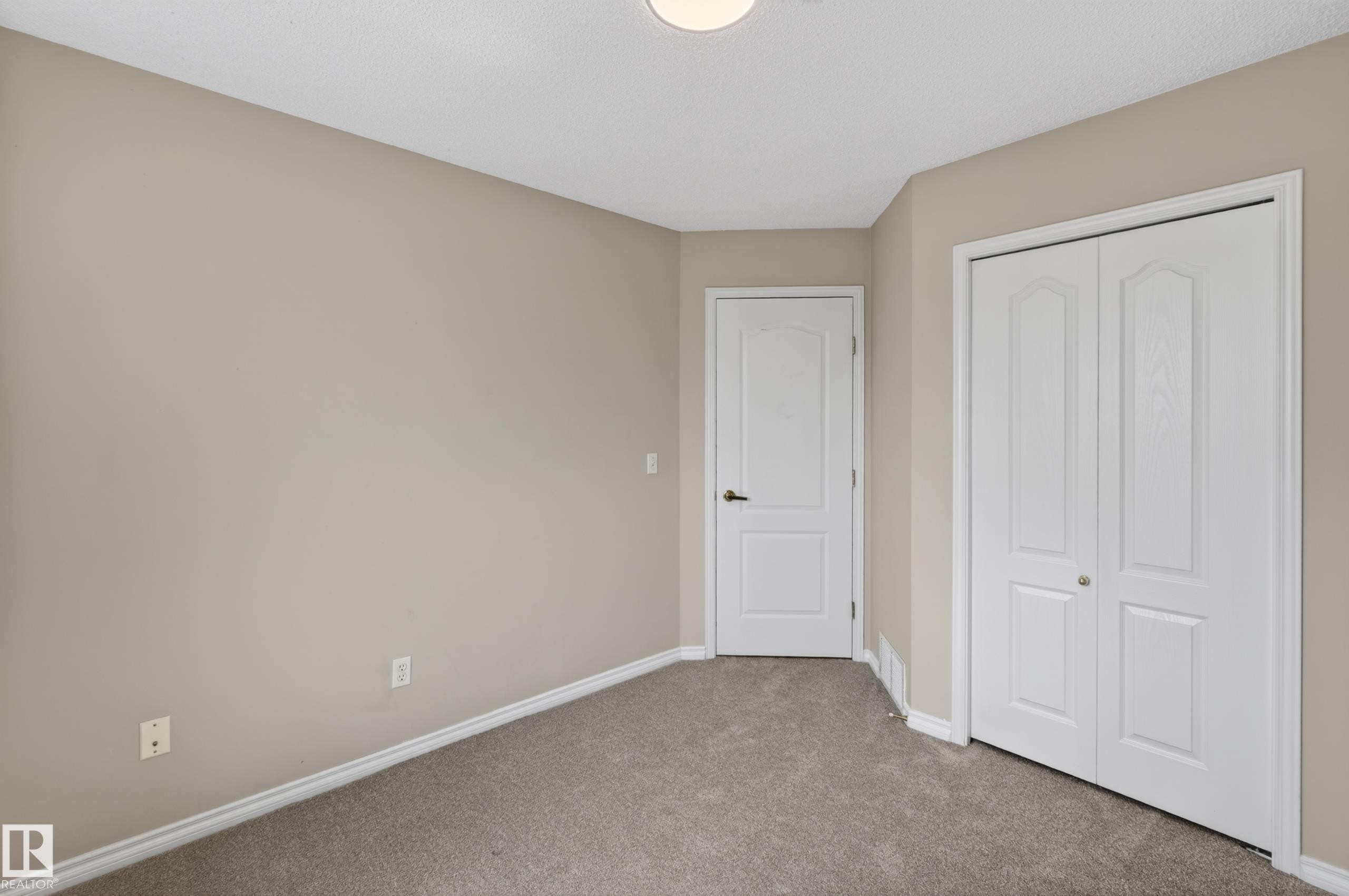 28 1780 Glastonbury Boulevard, Edmonton, AB - Indoor Photo Showing Other Room