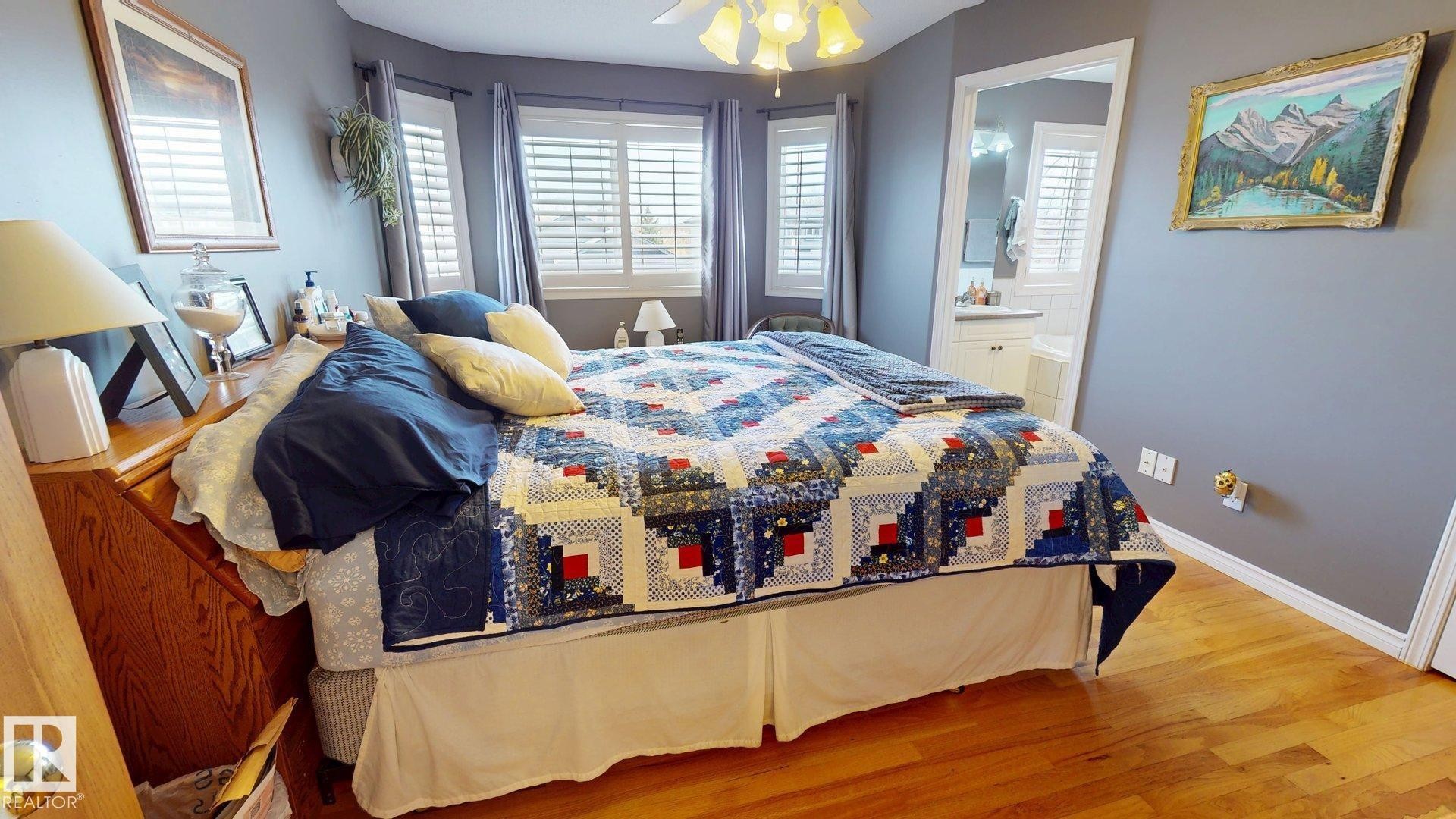 29 Second Avenue, Ardrossan, AB - Indoor Photo Showing Bedroom