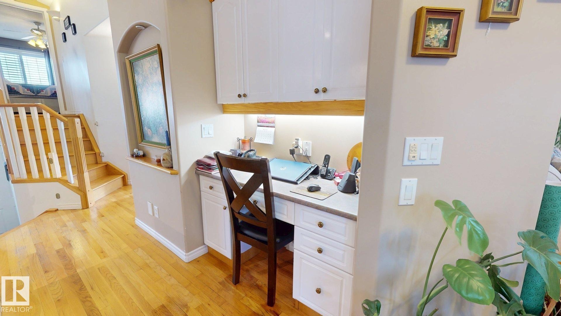 29 Second Avenue, Ardrossan, AB - Indoor Photo Showing Other Room