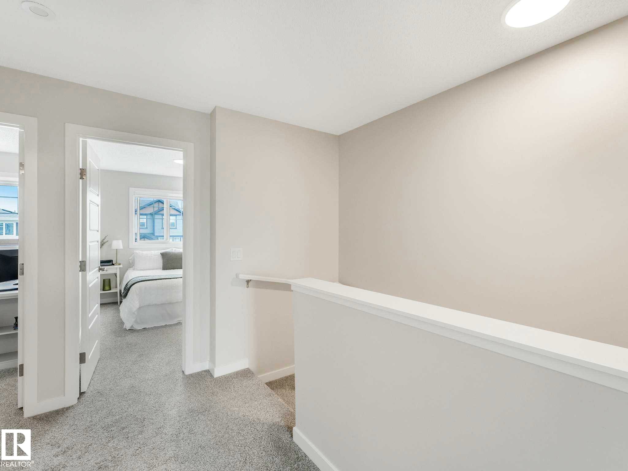 2426 Trumpeter Way, Edmonton, AB - Indoor Photo Showing Other Room