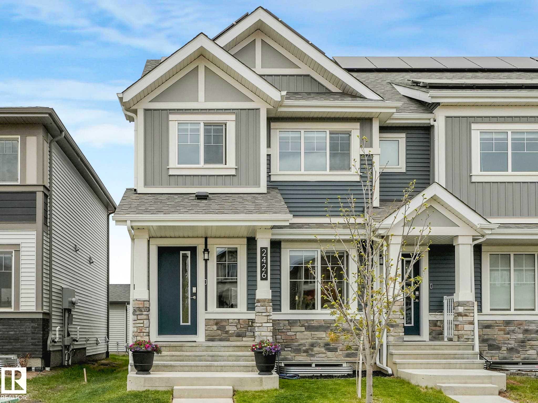 2426 Trumpeter Way, Edmonton, AB - Outdoor With Facade
