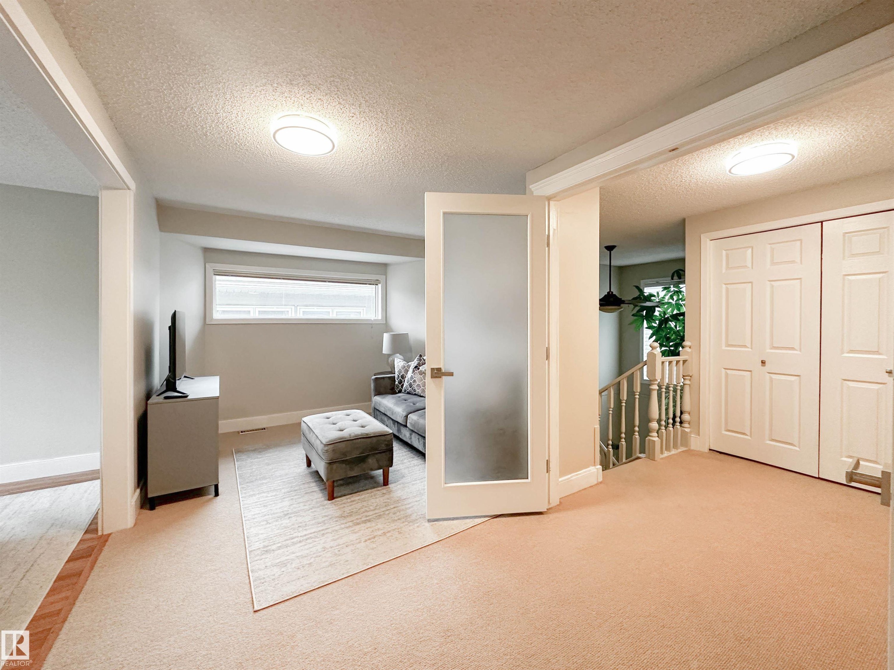 8 Whiteoaks Estates, St. Albert, AB - Indoor Photo Showing Other Room
