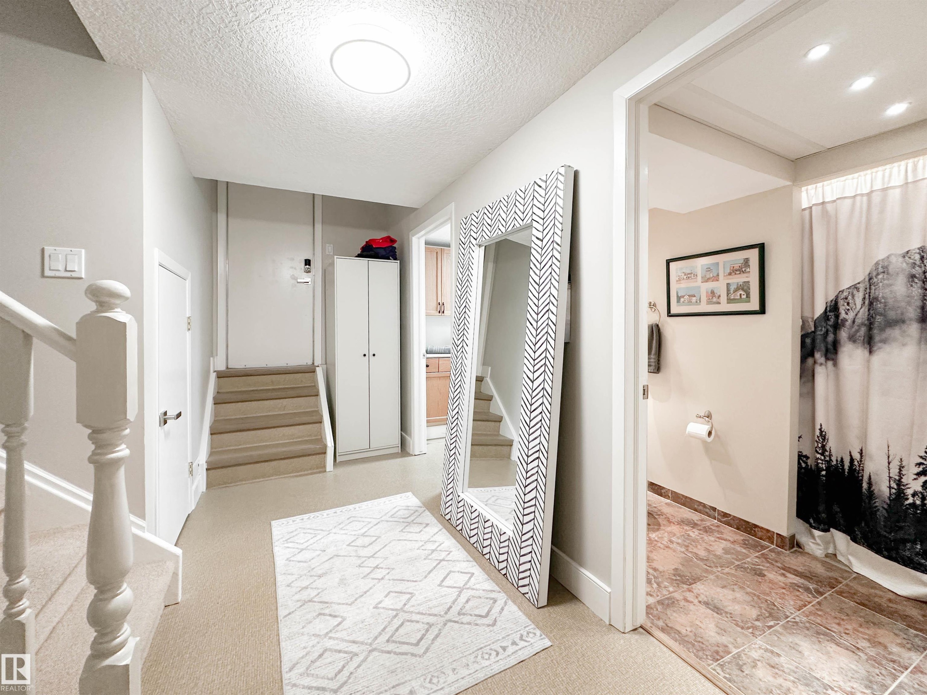 8 Whiteoaks Estates, St. Albert, AB - Indoor Photo Showing Other Room