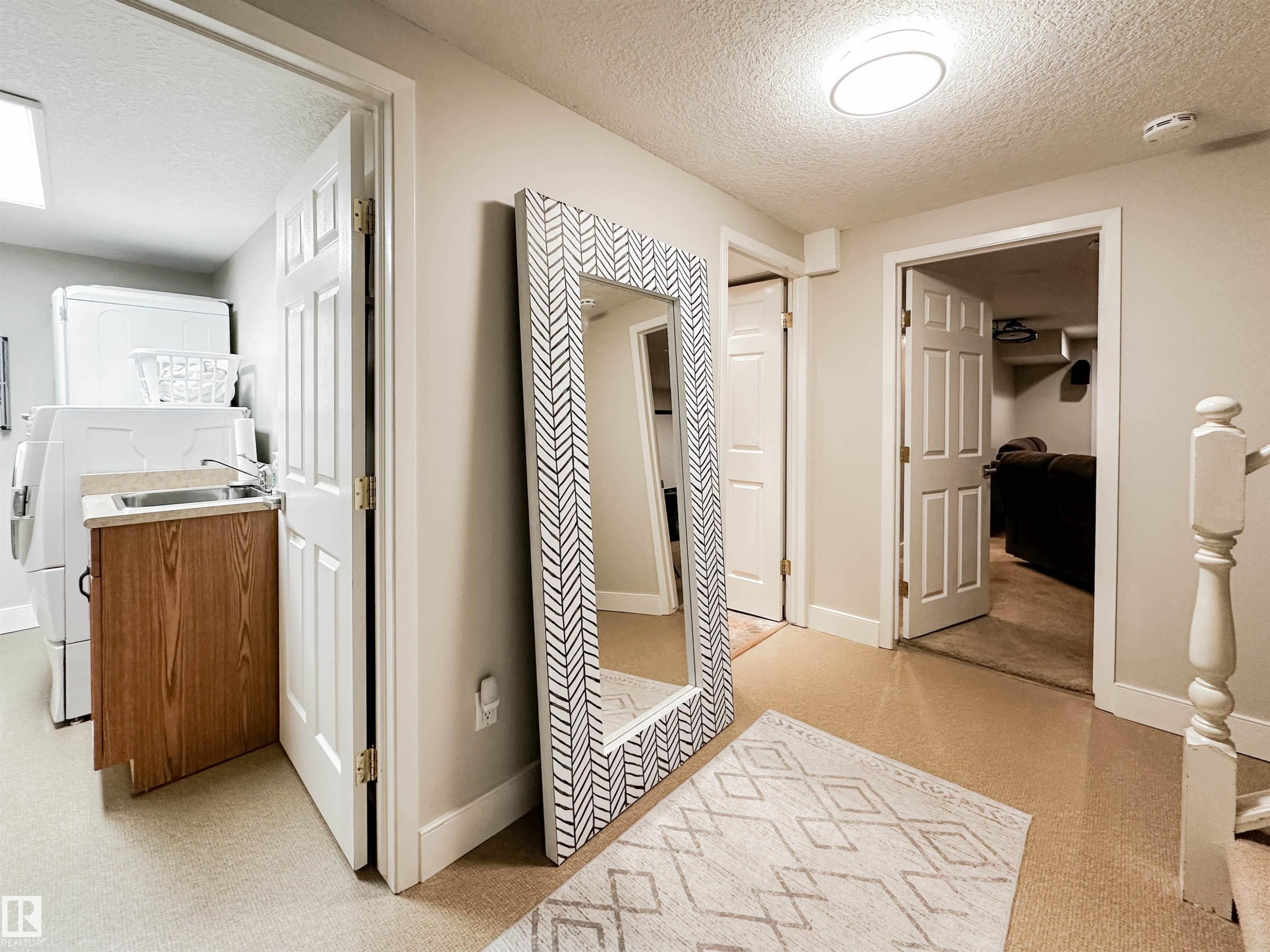 8 Whiteoaks Estates, St. Albert, AB - Indoor