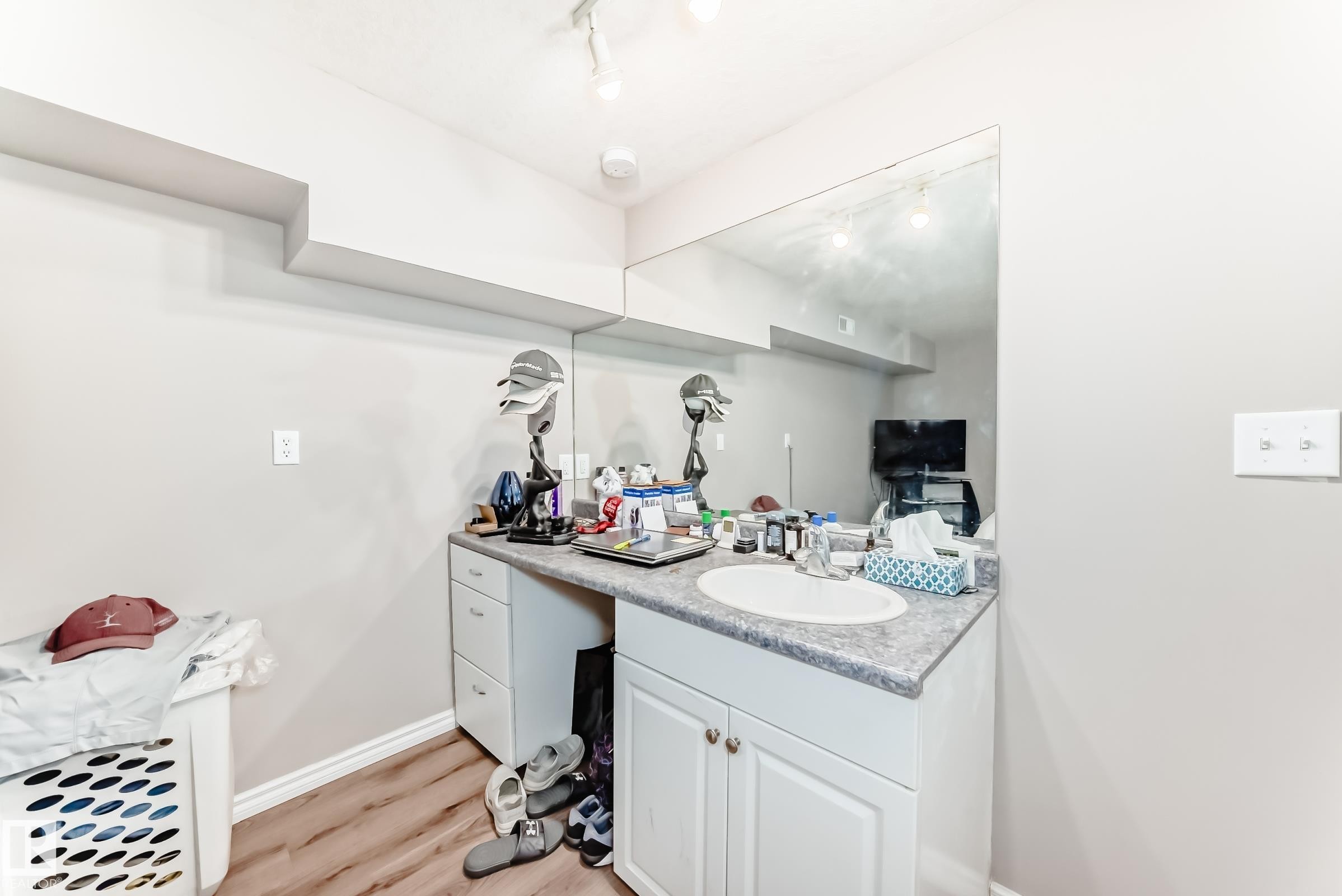 13911 23 Street, Edmonton, AB