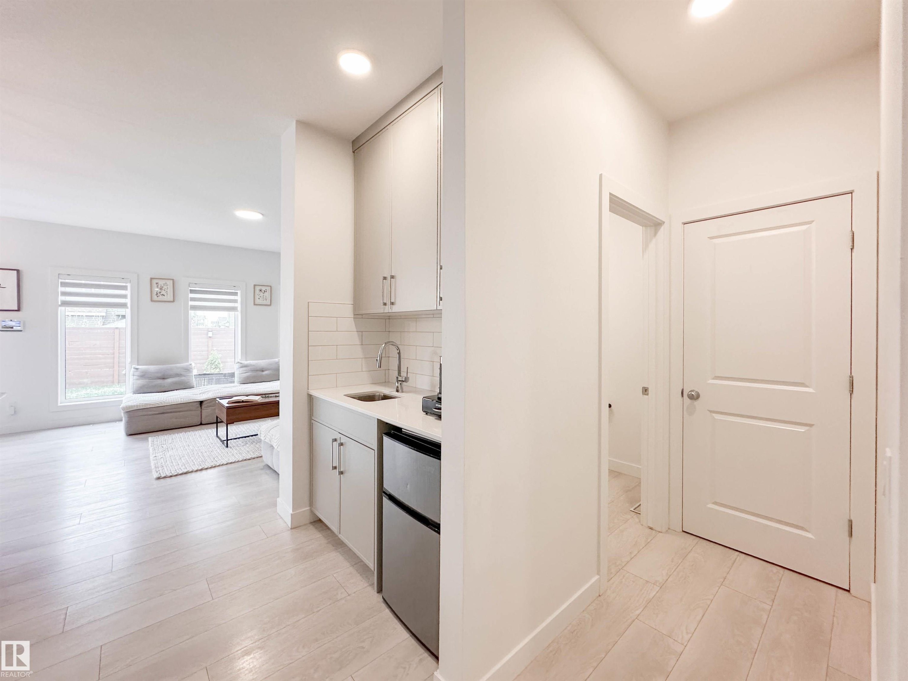 16 Jennifer Crescent, St. Albert, AB - Indoor
