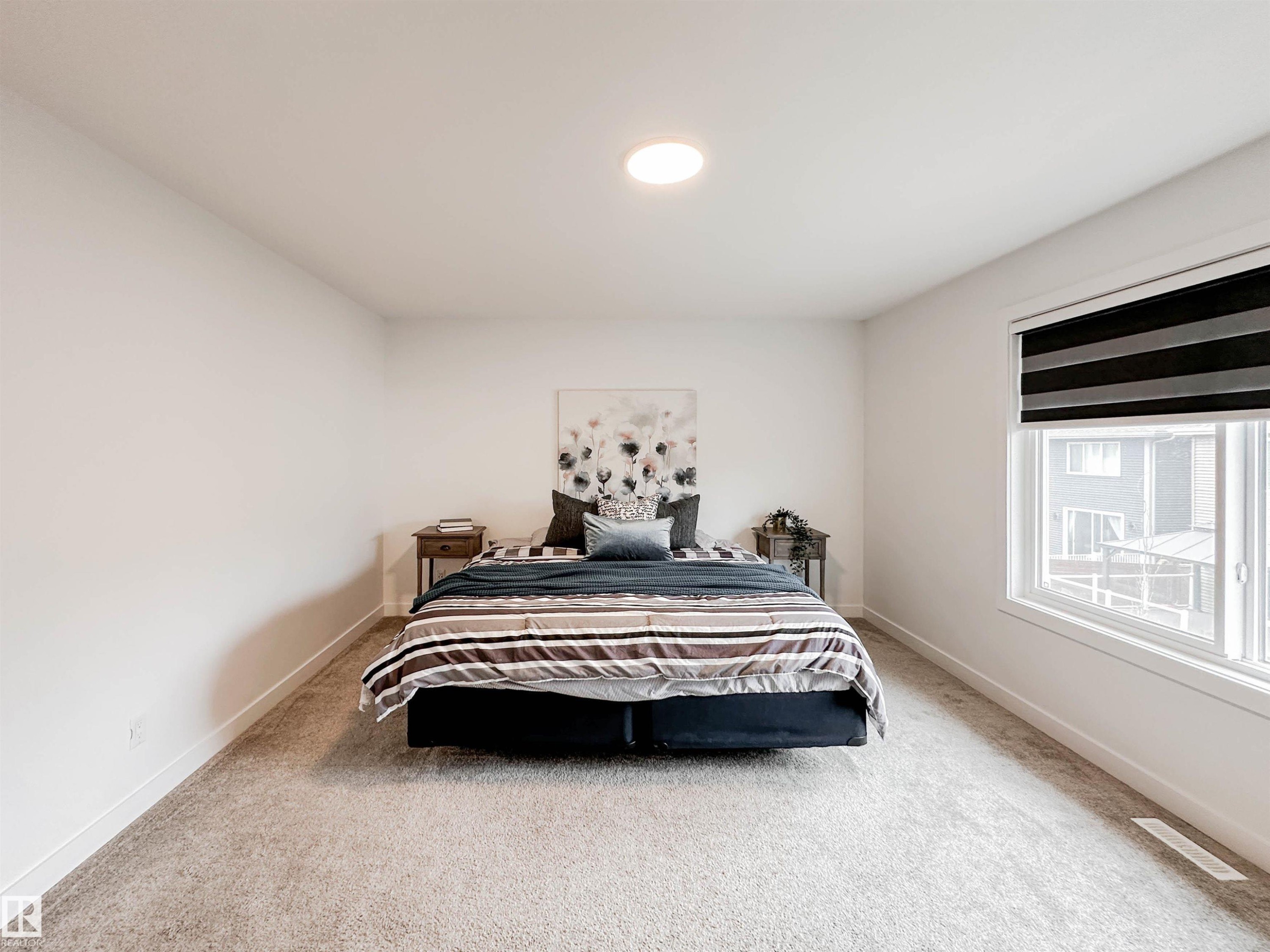 16 Jennifer Crescent, St. Albert, AB - Indoor Photo Showing Bedroom