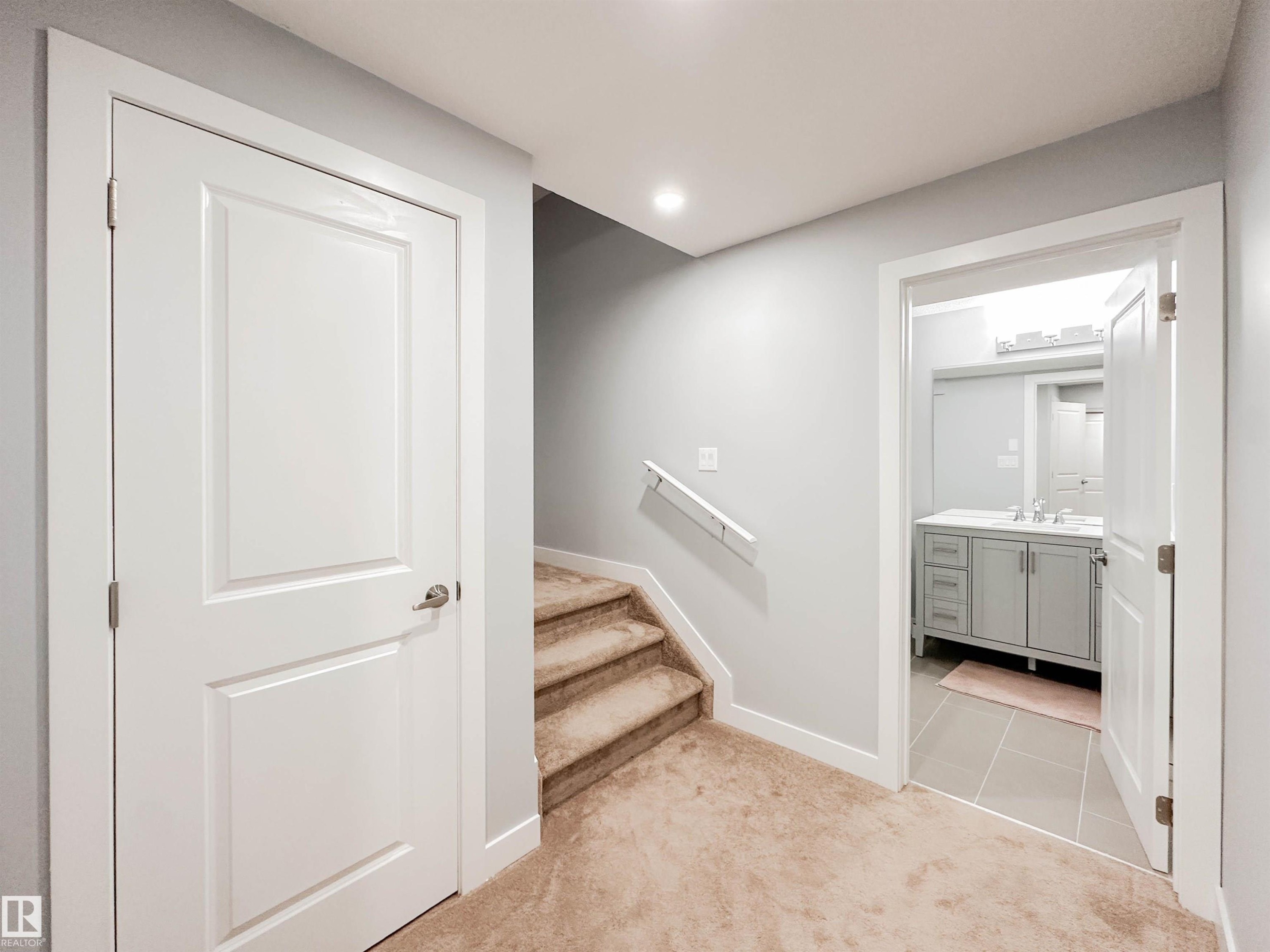 16 Jennifer Crescent, St. Albert, AB - Indoor Photo Showing Other Room