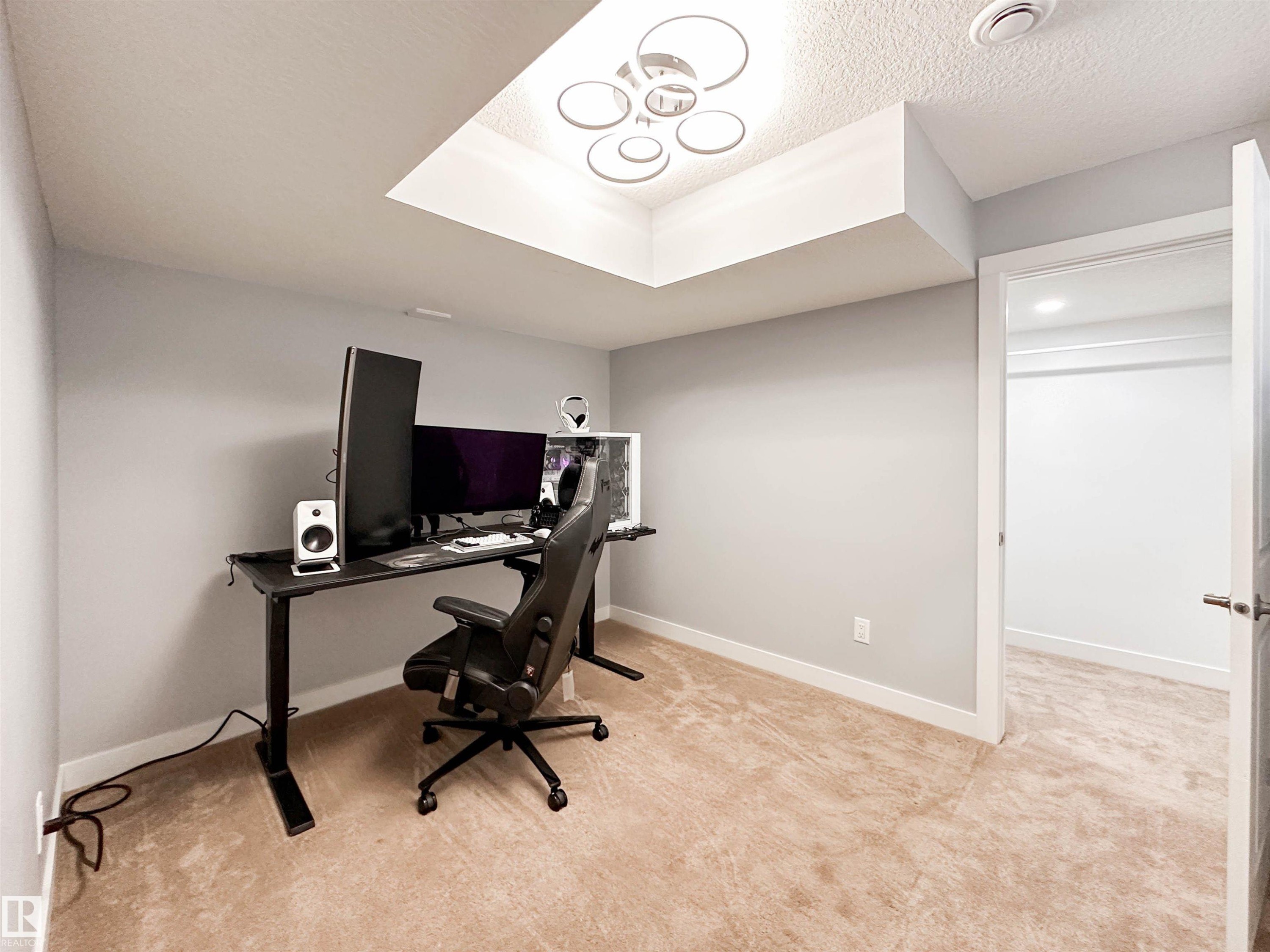 16 Jennifer Crescent, St. Albert, AB - Indoor Photo Showing Office
