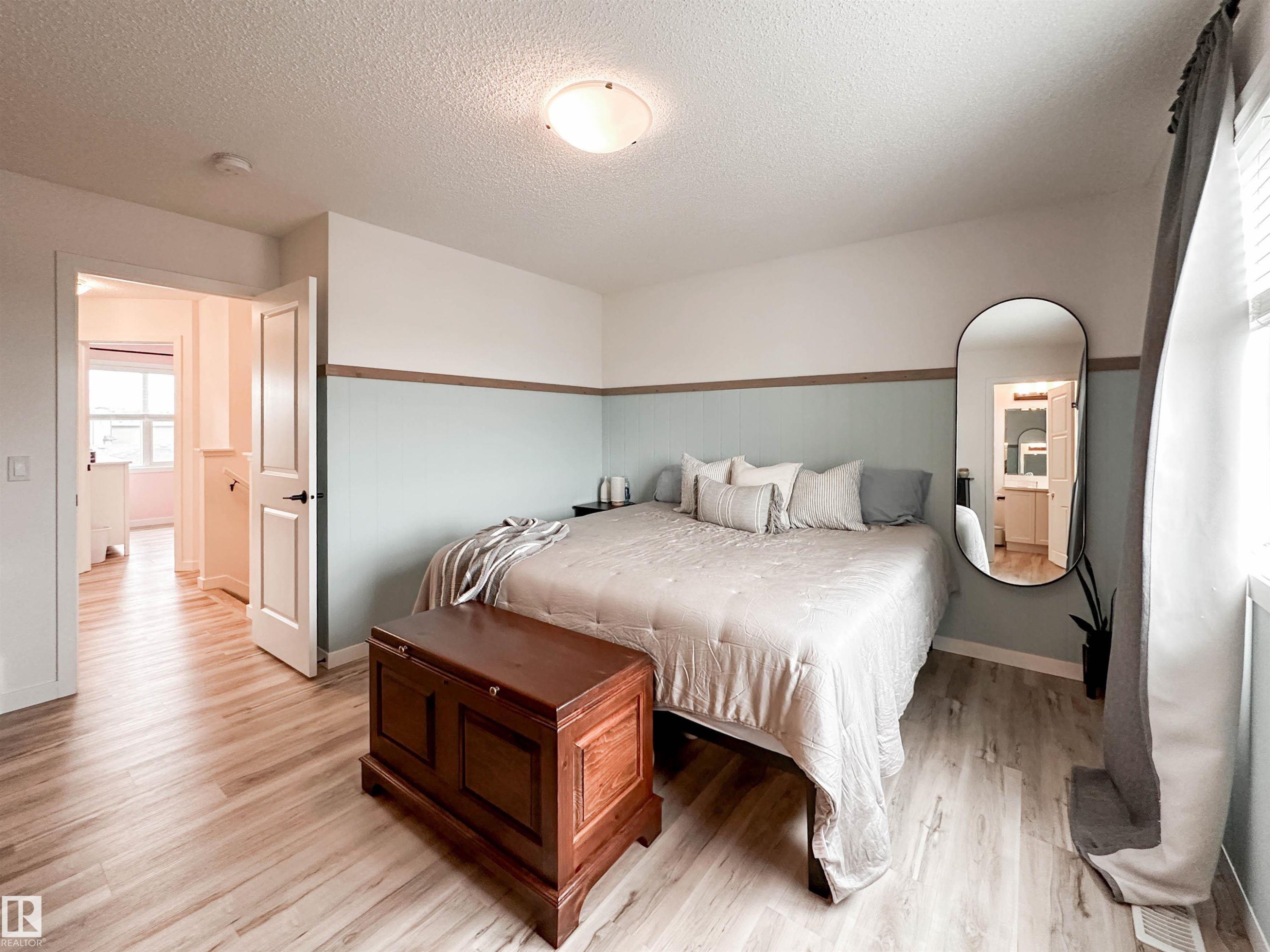 21019 130 Avenue, Edmonton, AB - Indoor Photo Showing Bedroom
