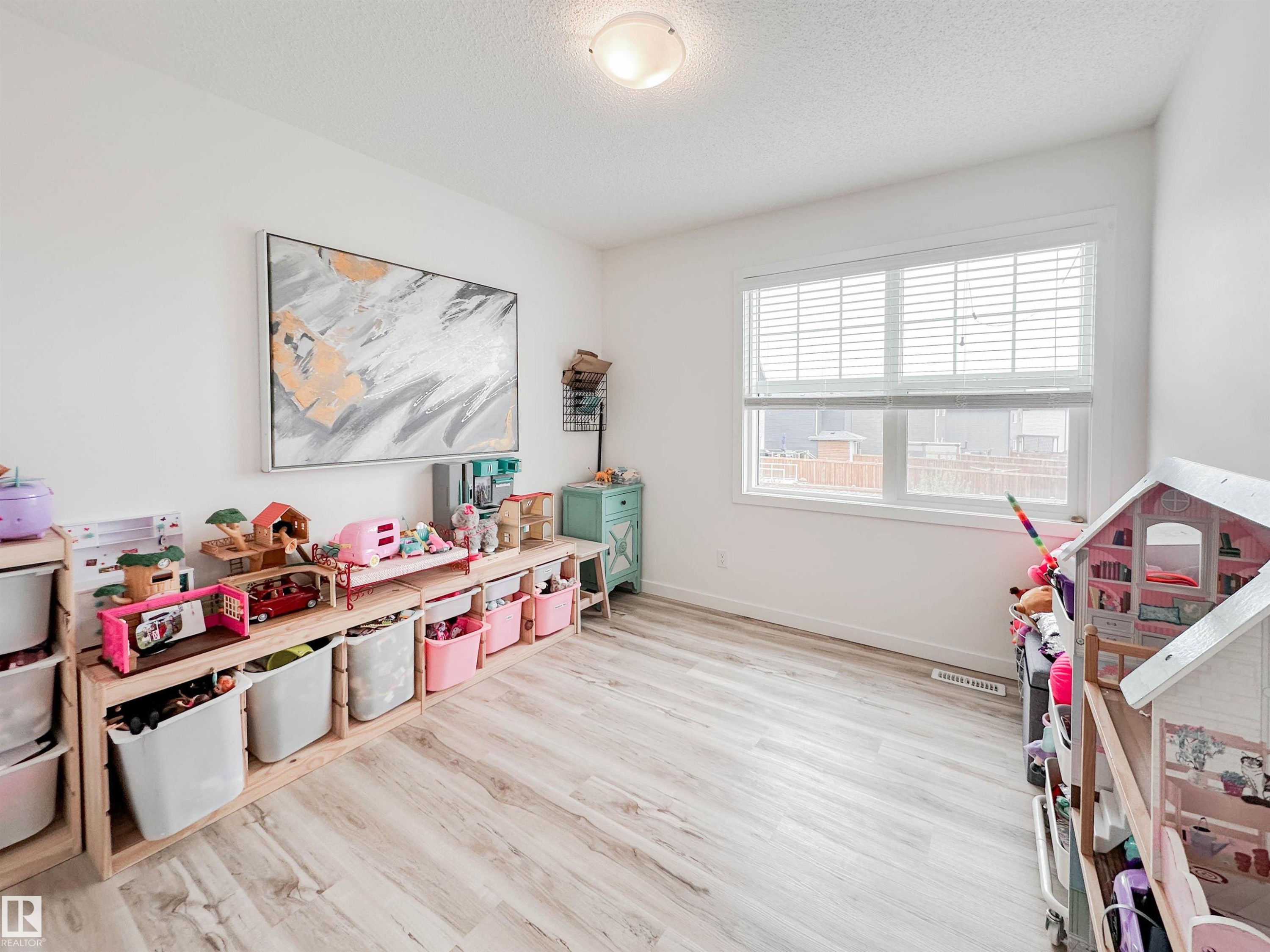 21019 130 Avenue, Edmonton, AB - Indoor