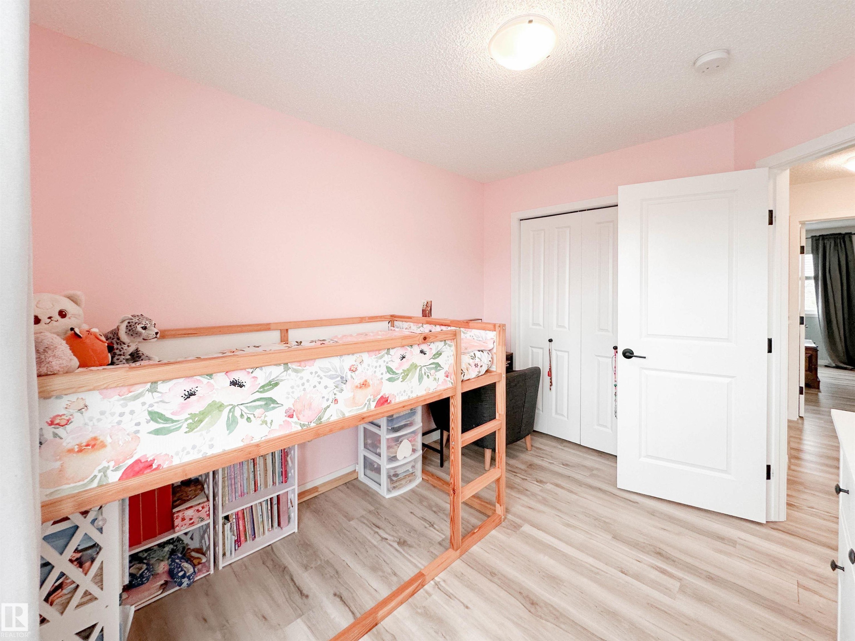21019 130 Avenue, Edmonton, AB - Indoor