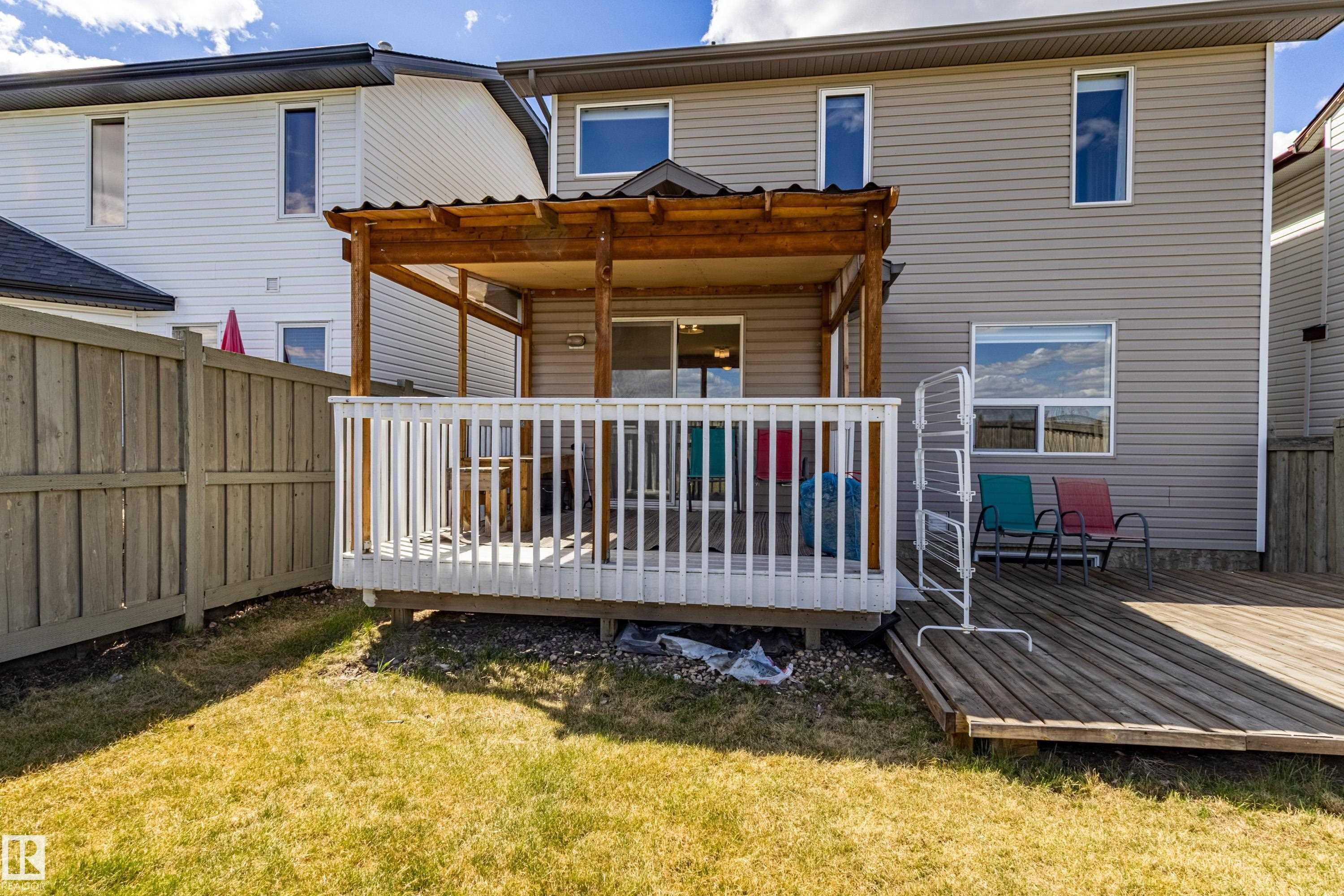 3540 Mclean Crescent, Edmonton, AB - Outdoor With Deck Patio Veranda With Exterior