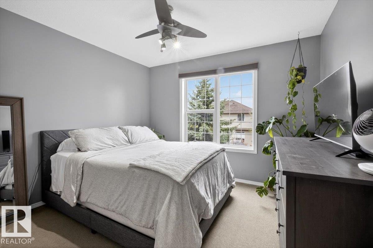 50 150 Edwards Drive, Edmonton, AB - Indoor Photo Showing Bedroom