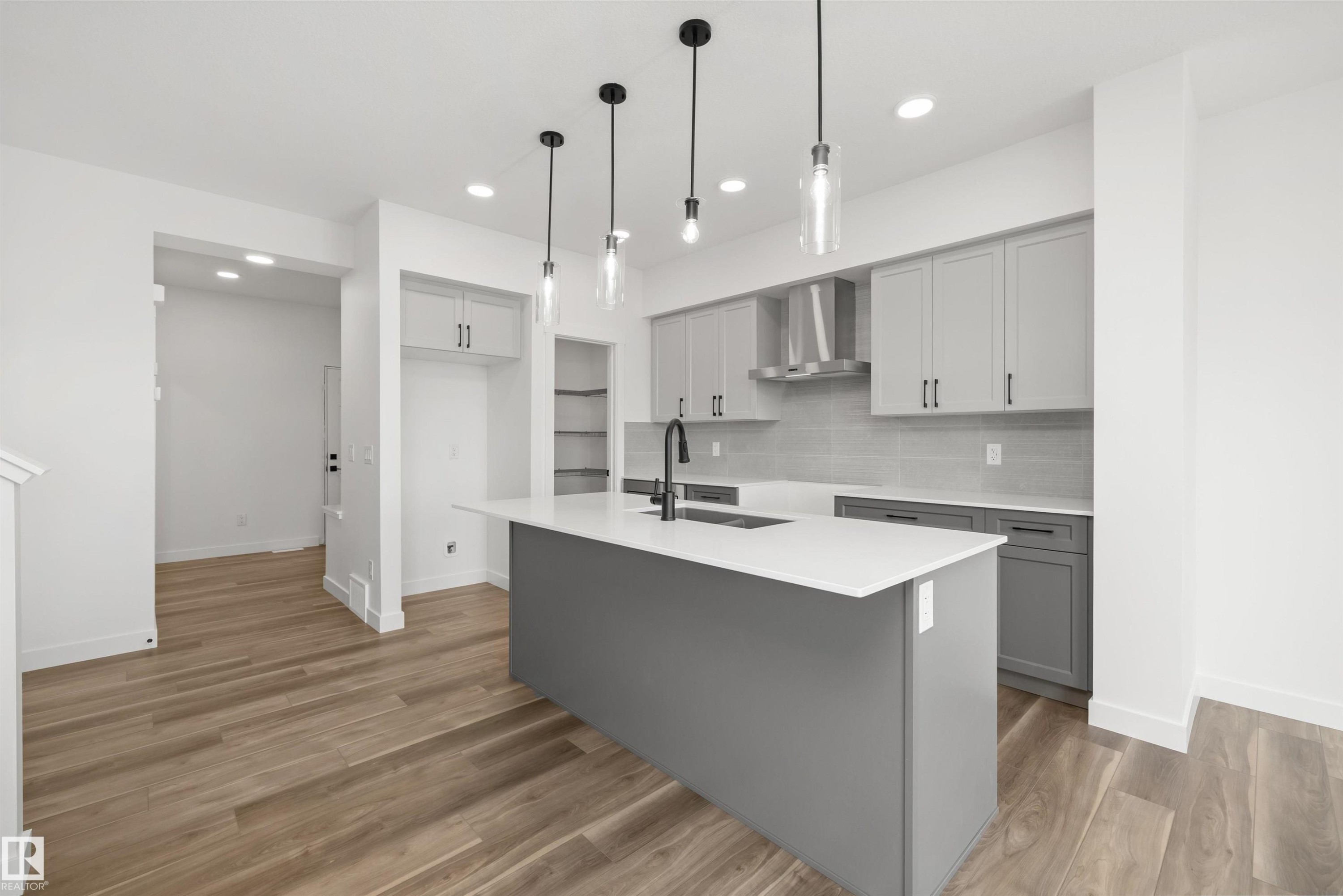 8608 183 Avenue, Edmonton, AB