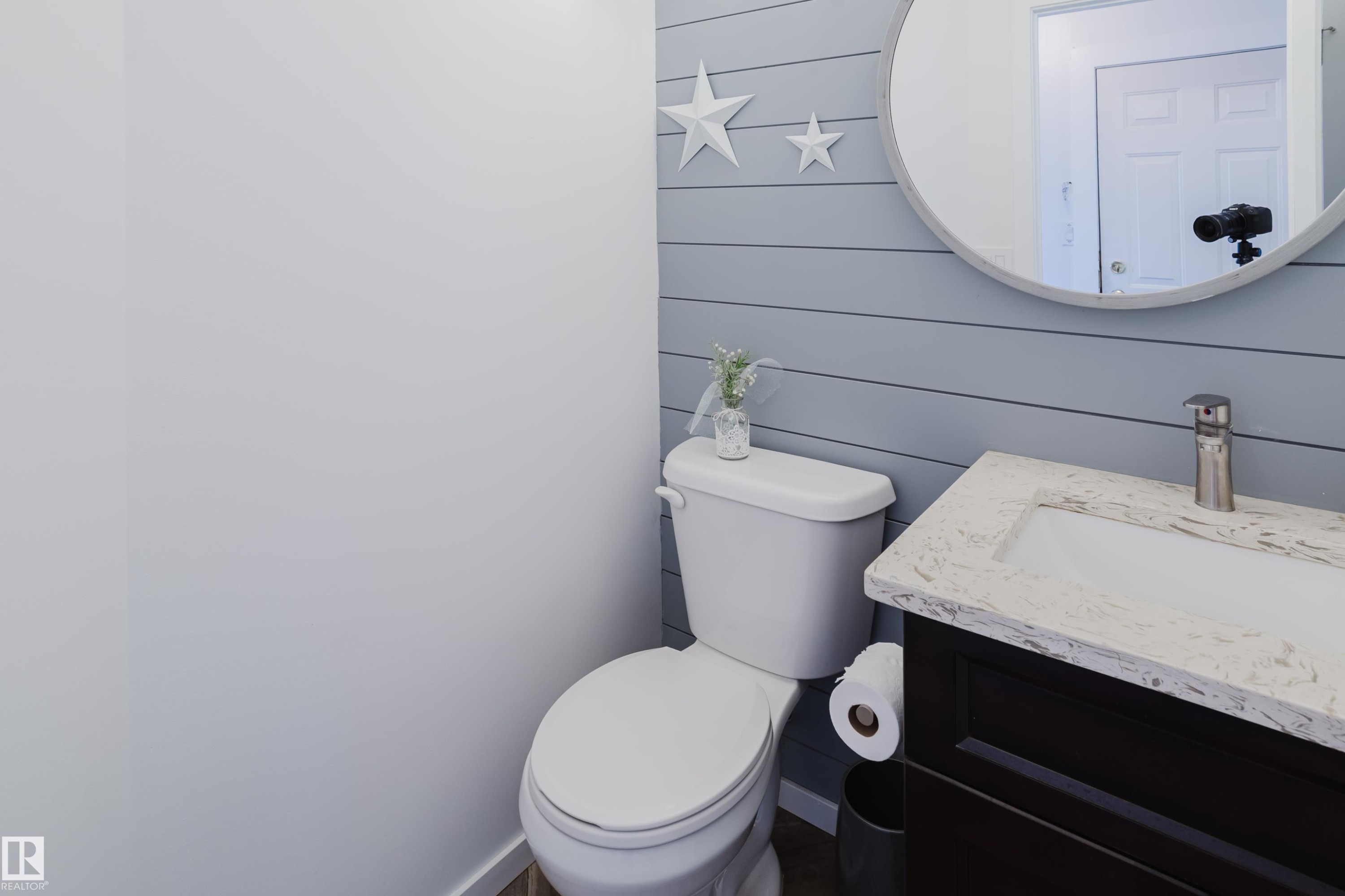 16620 81 Street, Edmonton, AB - Indoor Photo Showing Bathroom