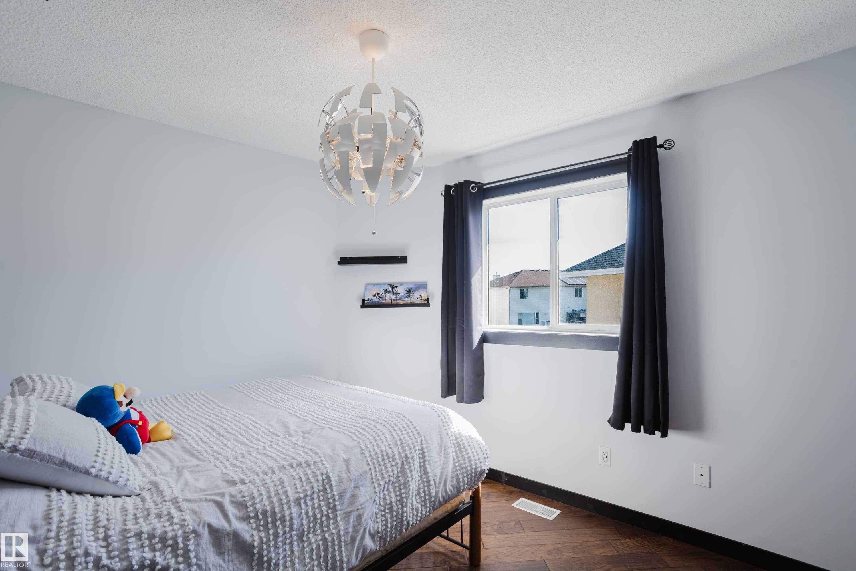 16620 81 Street, Edmonton, AB - Indoor Photo Showing Bedroom