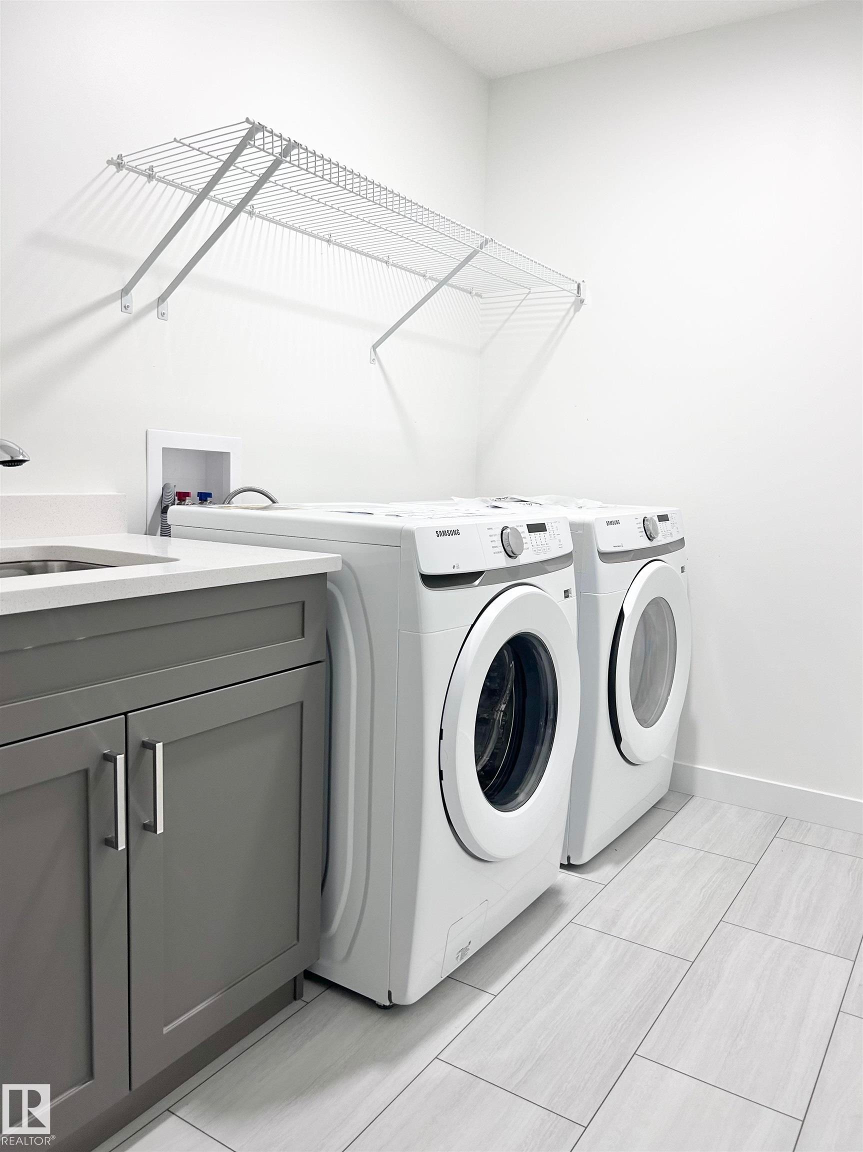 19632 29 Avenue, Edmonton, AB - Indoor Photo Showing Laundry Room