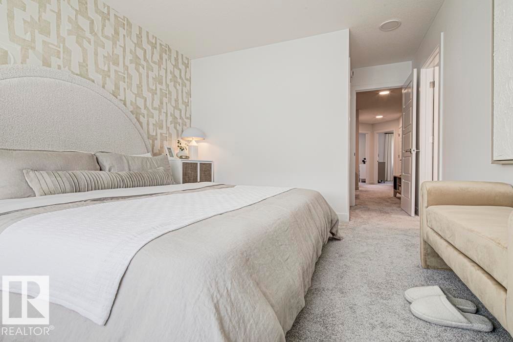 8532 183 Avenue, Edmonton, AB - Indoor Photo Showing Bedroom
