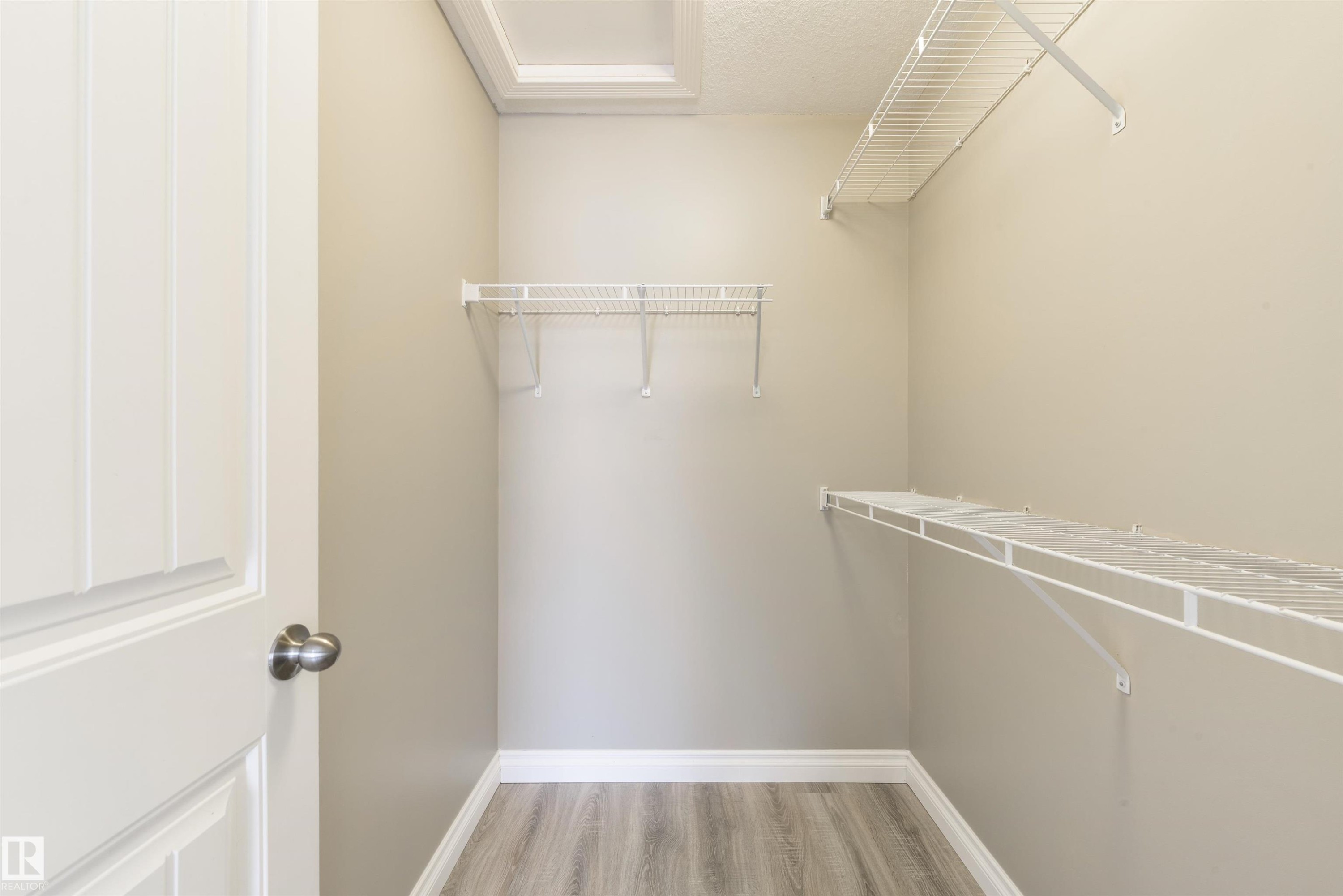 68 Meridian Loop, Stony Plain, AB - Indoor With Storage