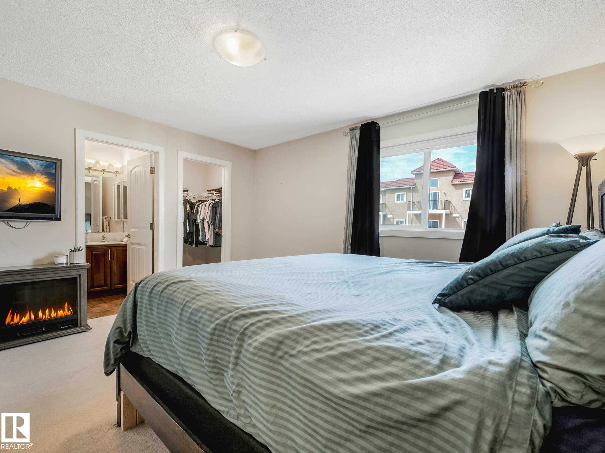 37 13825 155 Avenue, Edmonton, AB - Indoor Photo Showing Bedroom