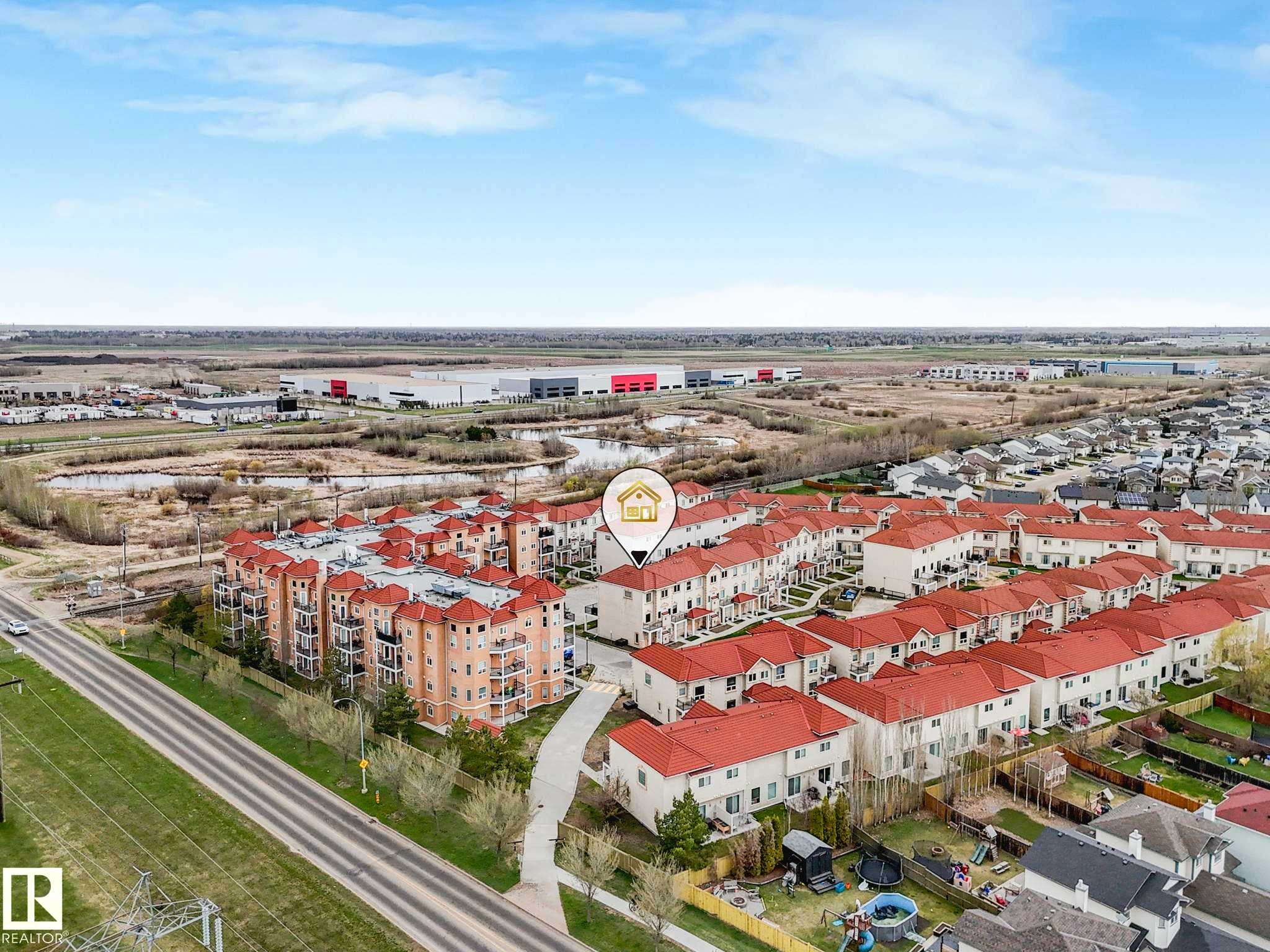 37 13825 155 Avenue, Edmonton, AB - Outdoor With View