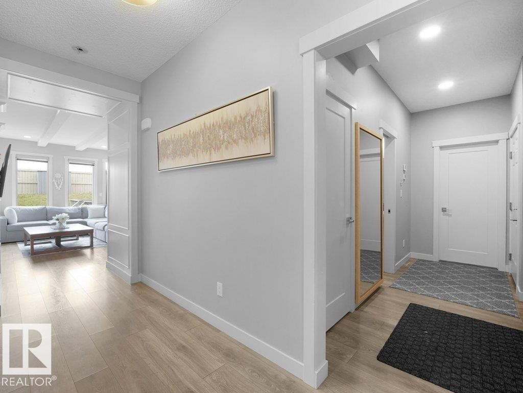 5055 Andison Close, Edmonton, AB - Indoor Photo Showing Other Room