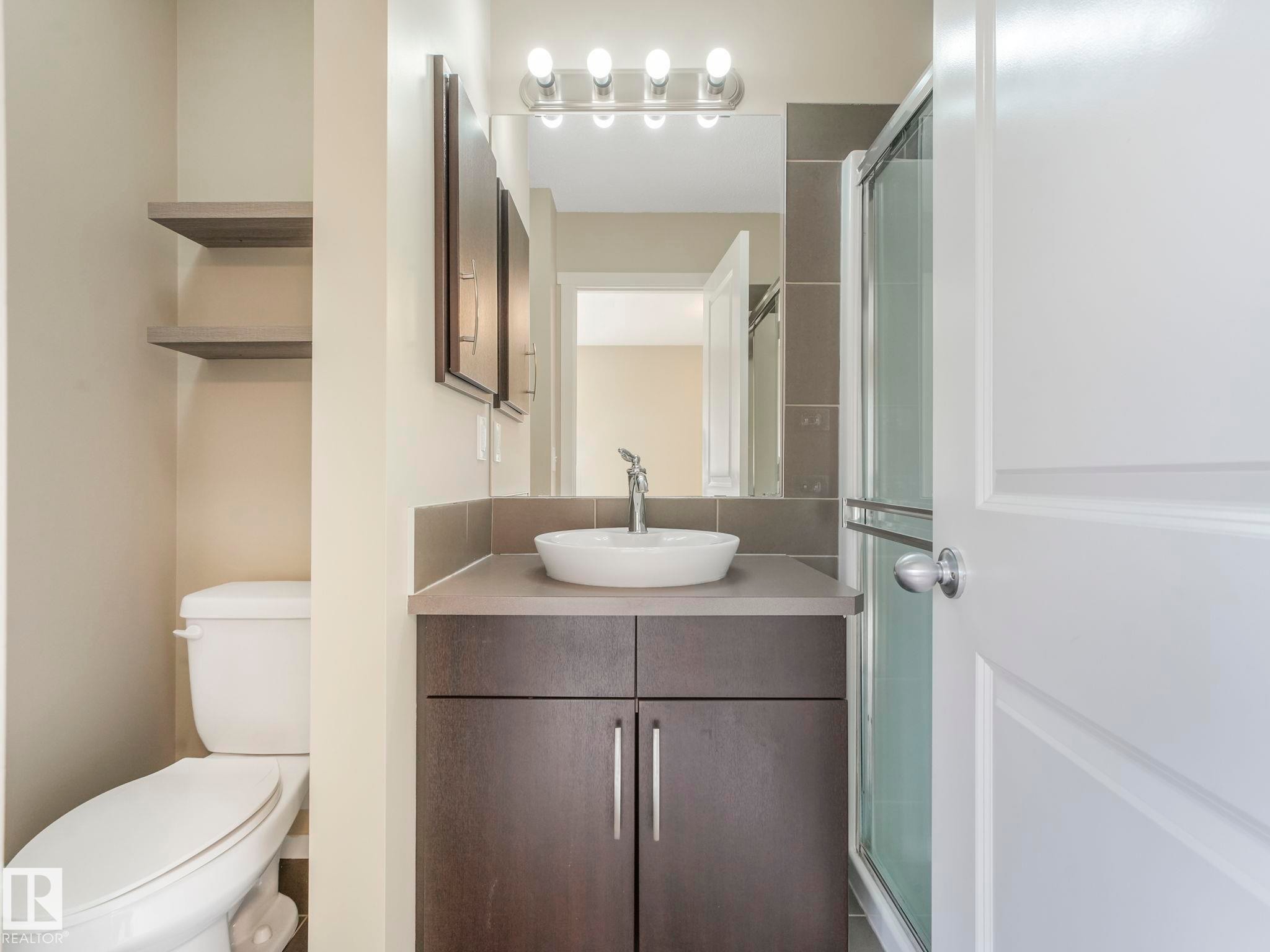 122 603 Watt Boulevard, Edmonton, AB - Indoor Photo Showing Bathroom