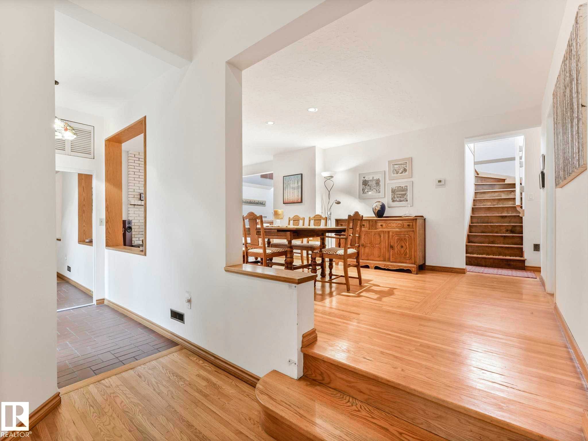 14611 89 Avenue, Edmonton, AB - Indoor Photo Showing Other Room