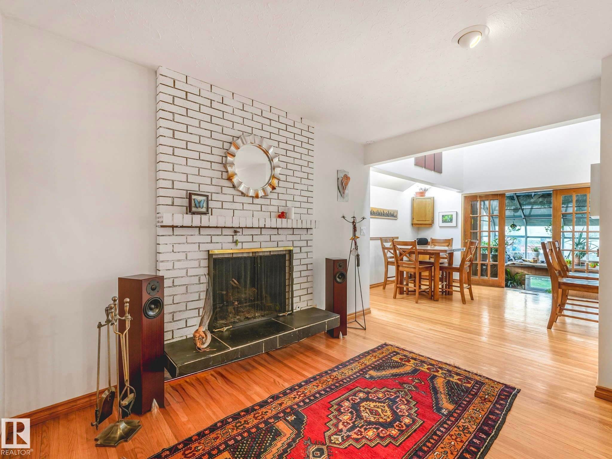 14611 89 Avenue, Edmonton, AB - Indoor Photo Showing Living Room With Fireplace