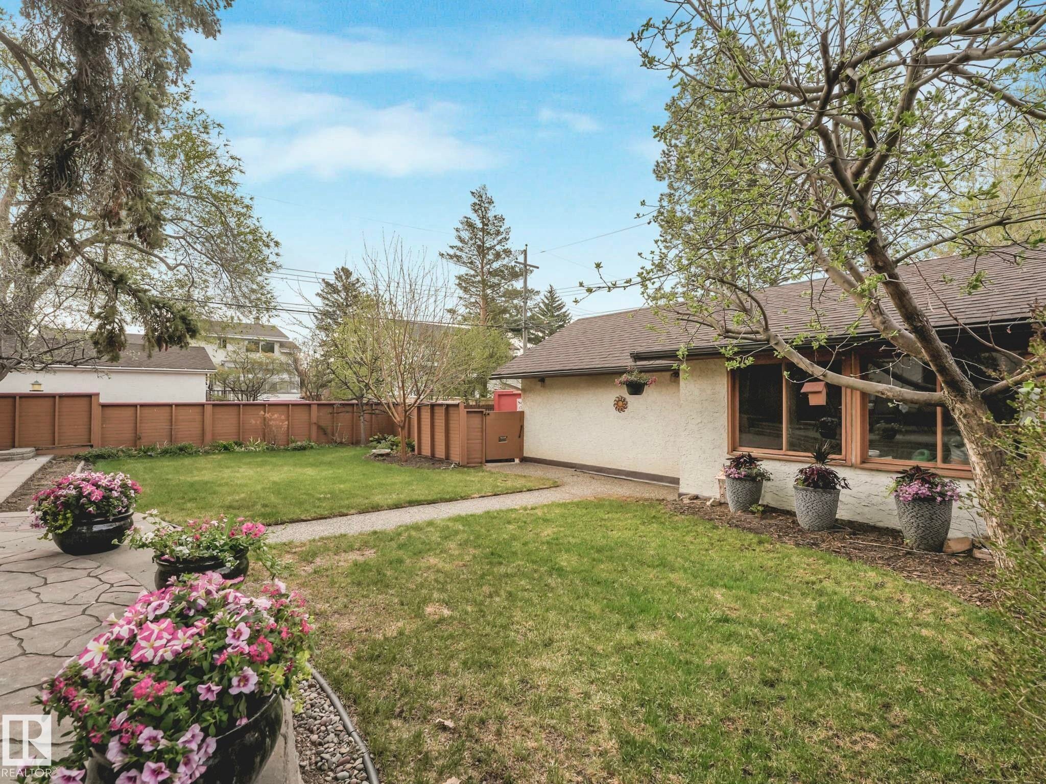 14611 89 Avenue, Edmonton, AB - Outdoor