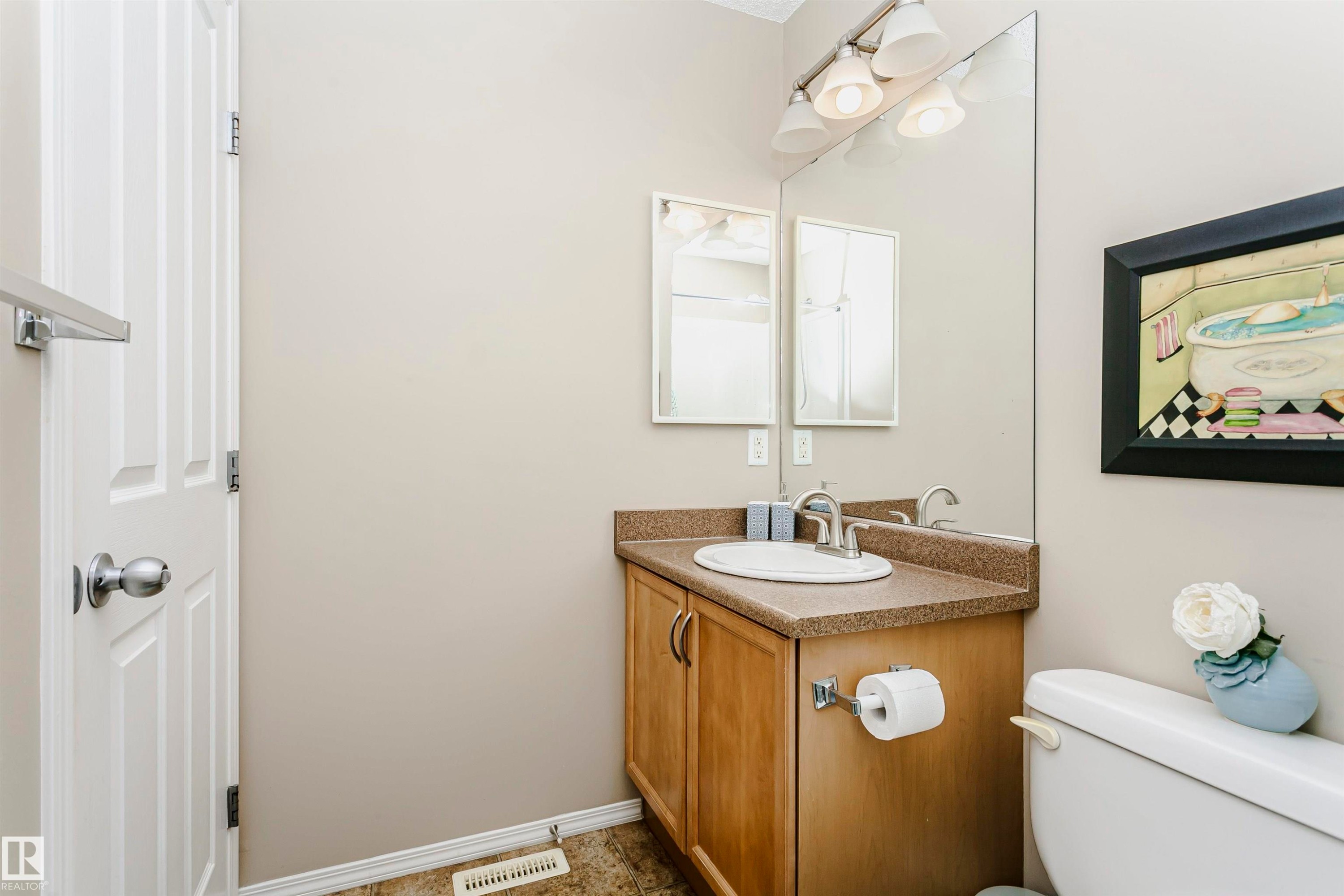 118 2051 Towne Centre Boulevard, Edmonton, AB - Indoor Photo Showing Bathroom