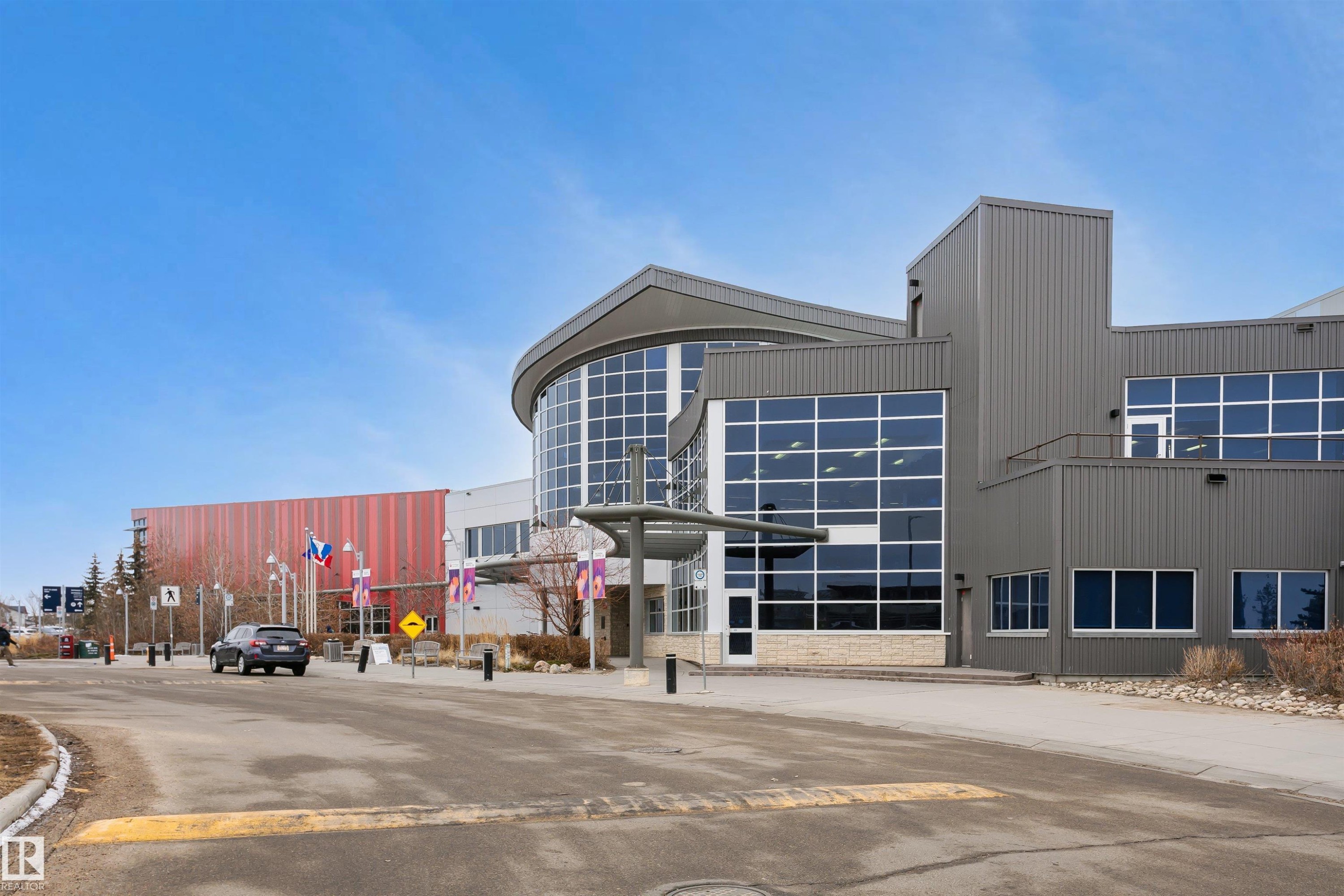 118 2051 Towne Centre Boulevard, Edmonton, AB - Outdoor