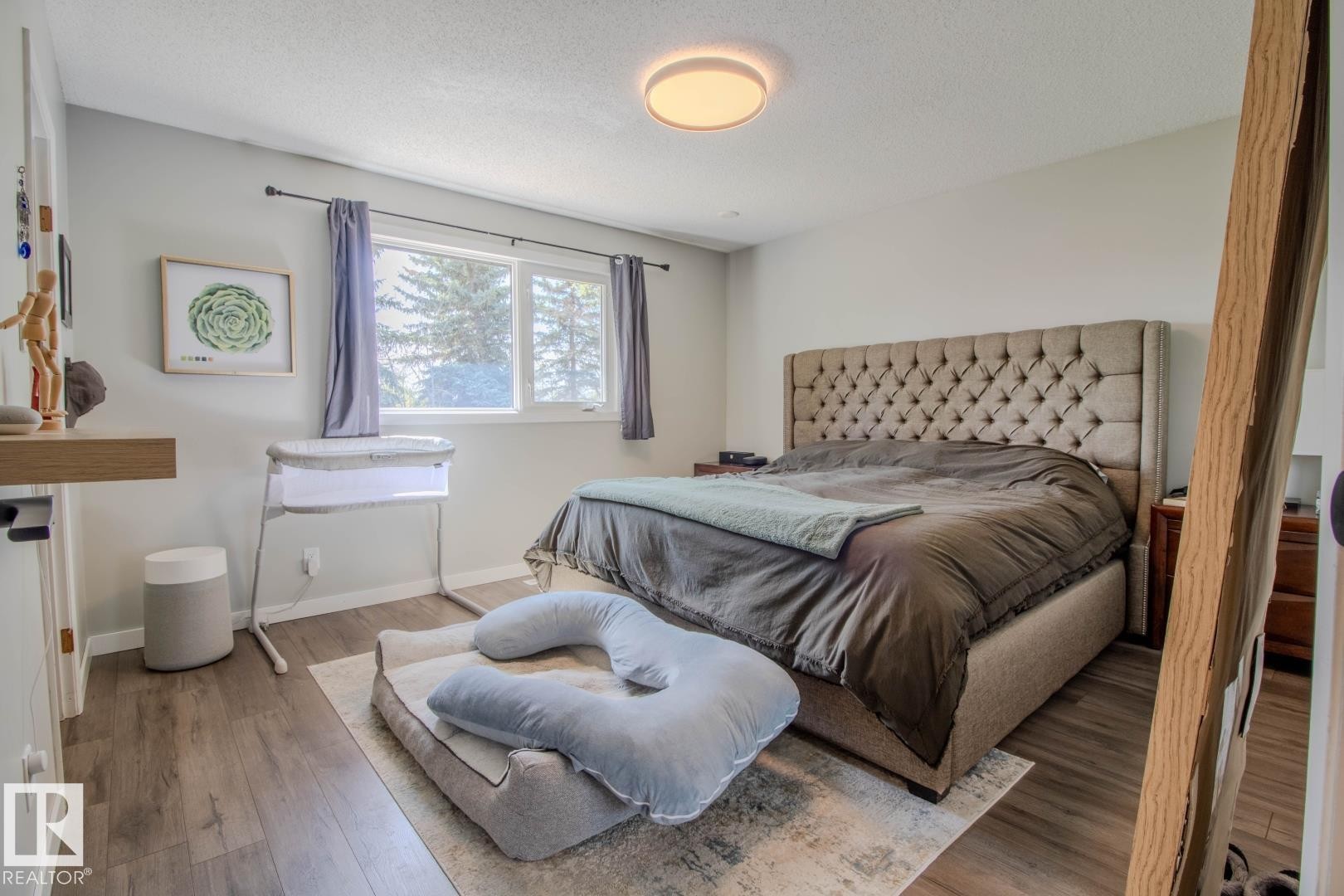 3412 110 Street, Edmonton, AB - Indoor Photo Showing Bedroom