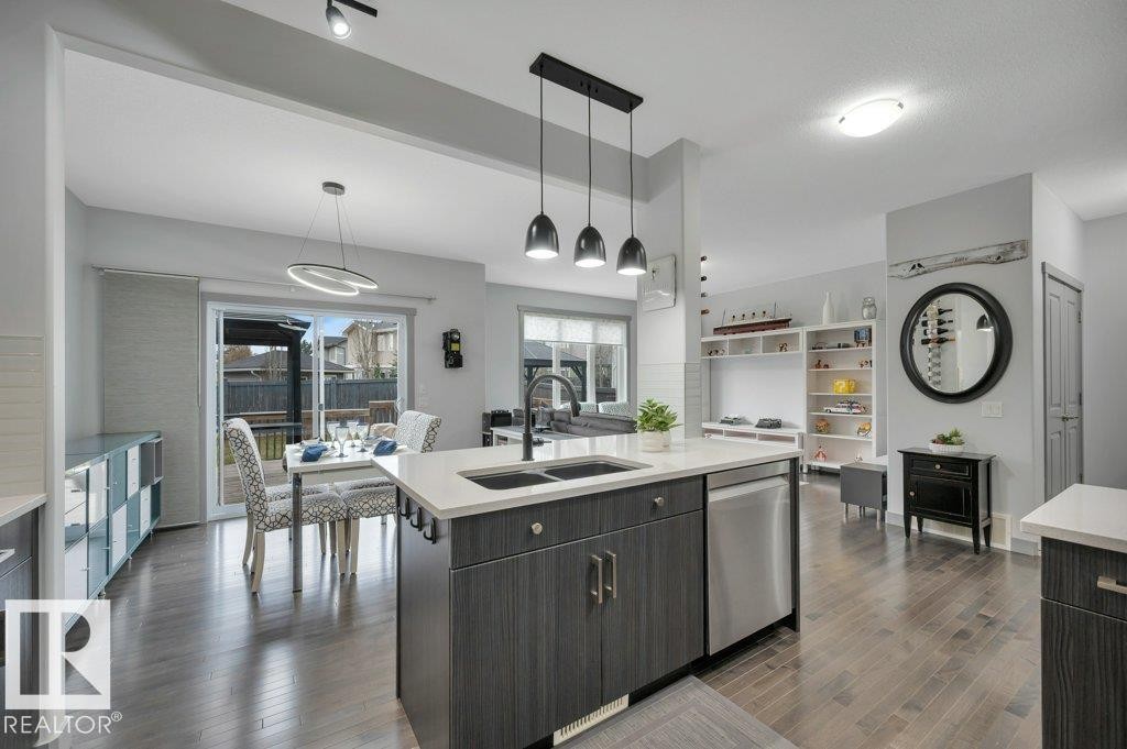 7740 Getty Wynd, Edmonton, AB - Indoor Photo Showing Kitchen With Double Sink