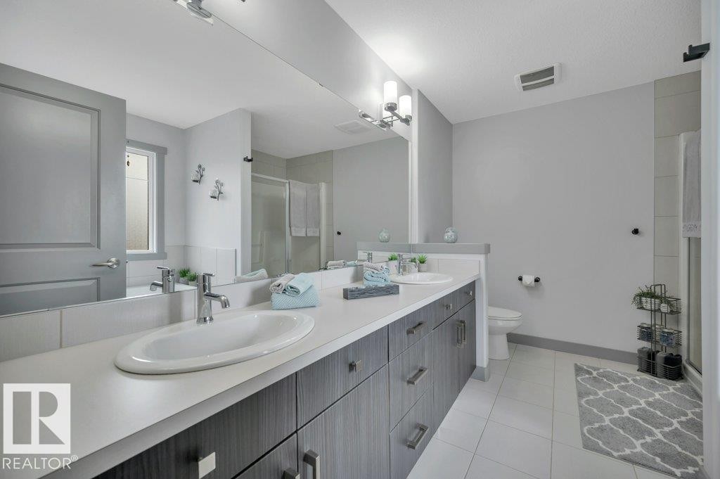 7740 Getty Wynd, Edmonton, AB - Indoor Photo Showing Bathroom