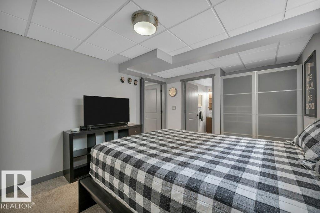 7740 Getty Wynd, Edmonton, AB - Indoor Photo Showing Bedroom