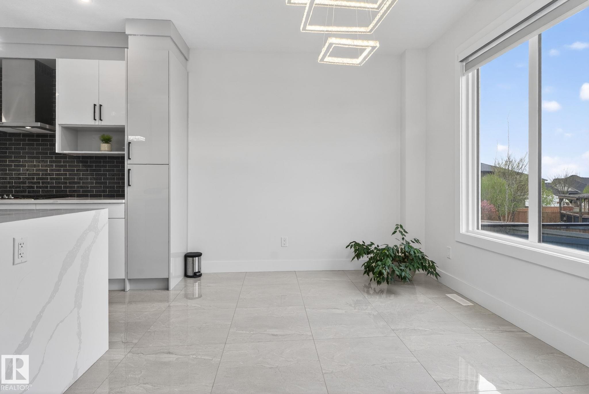 5261 Kimball Crescent, Edmonton, AB