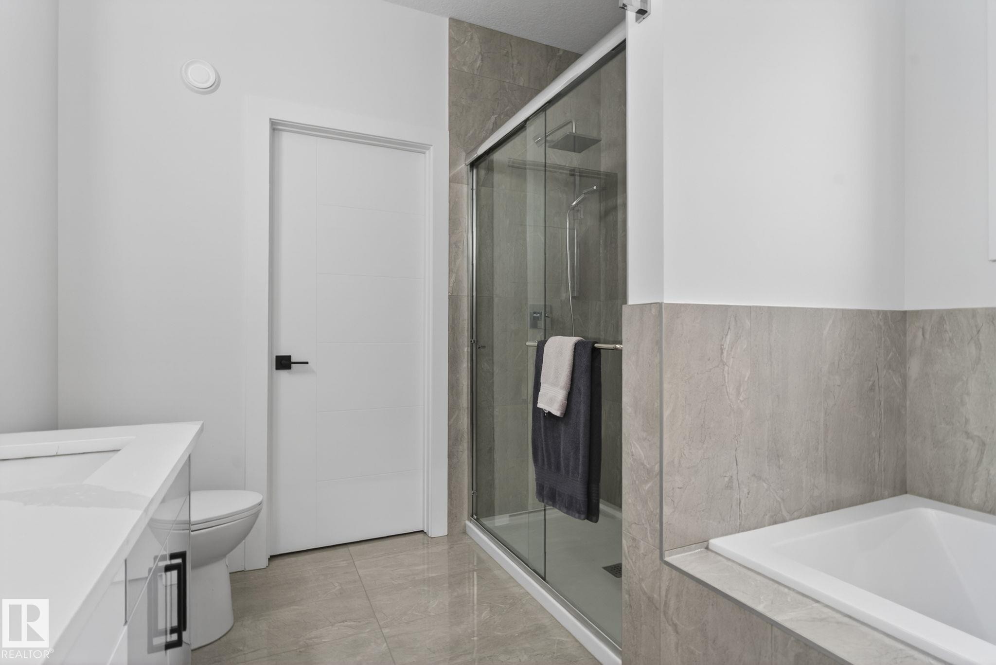 5261 Kimball Crescent, Edmonton, AB