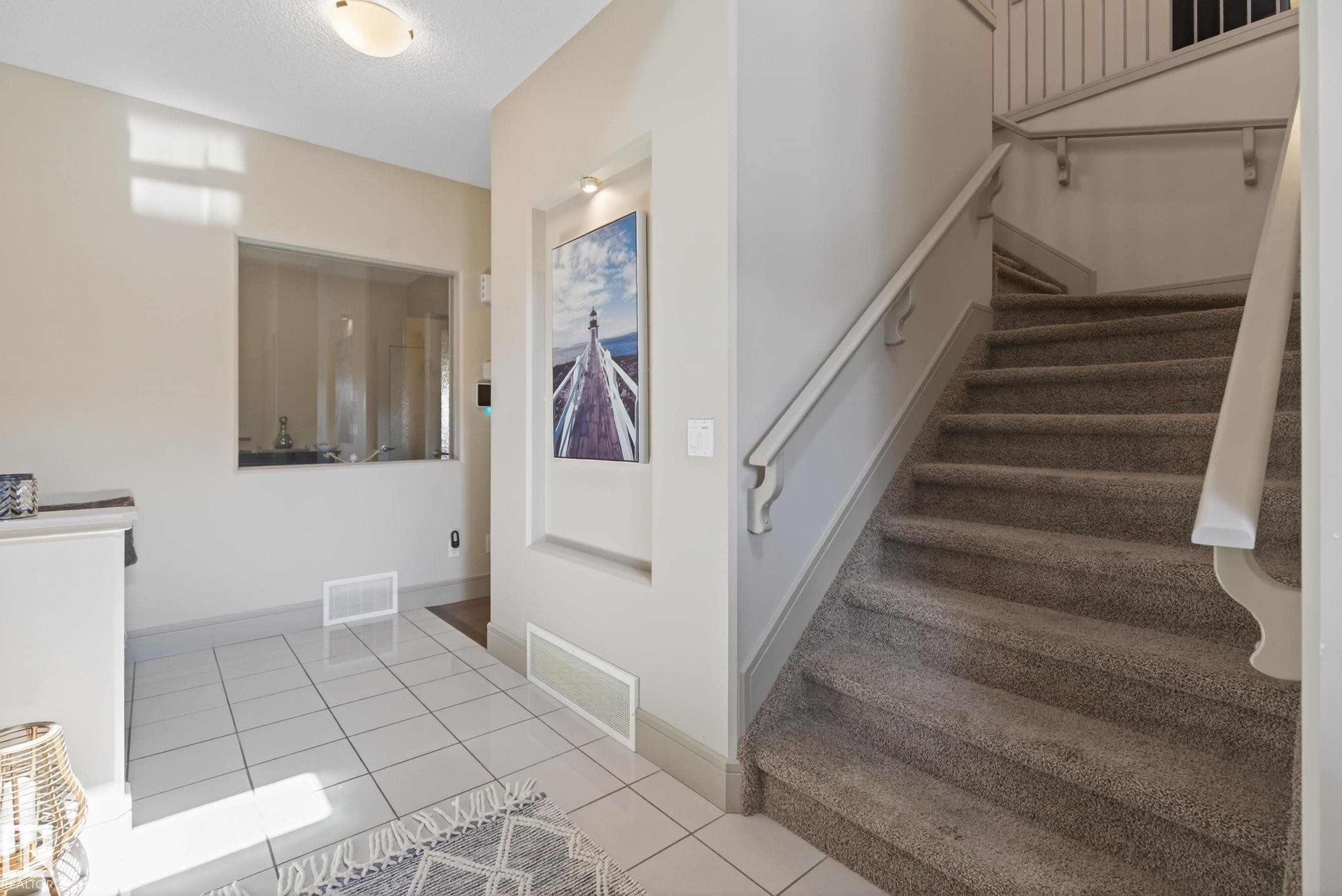 3908 Agar Crest, Edmonton, AB - Indoor Photo Showing Other Room
