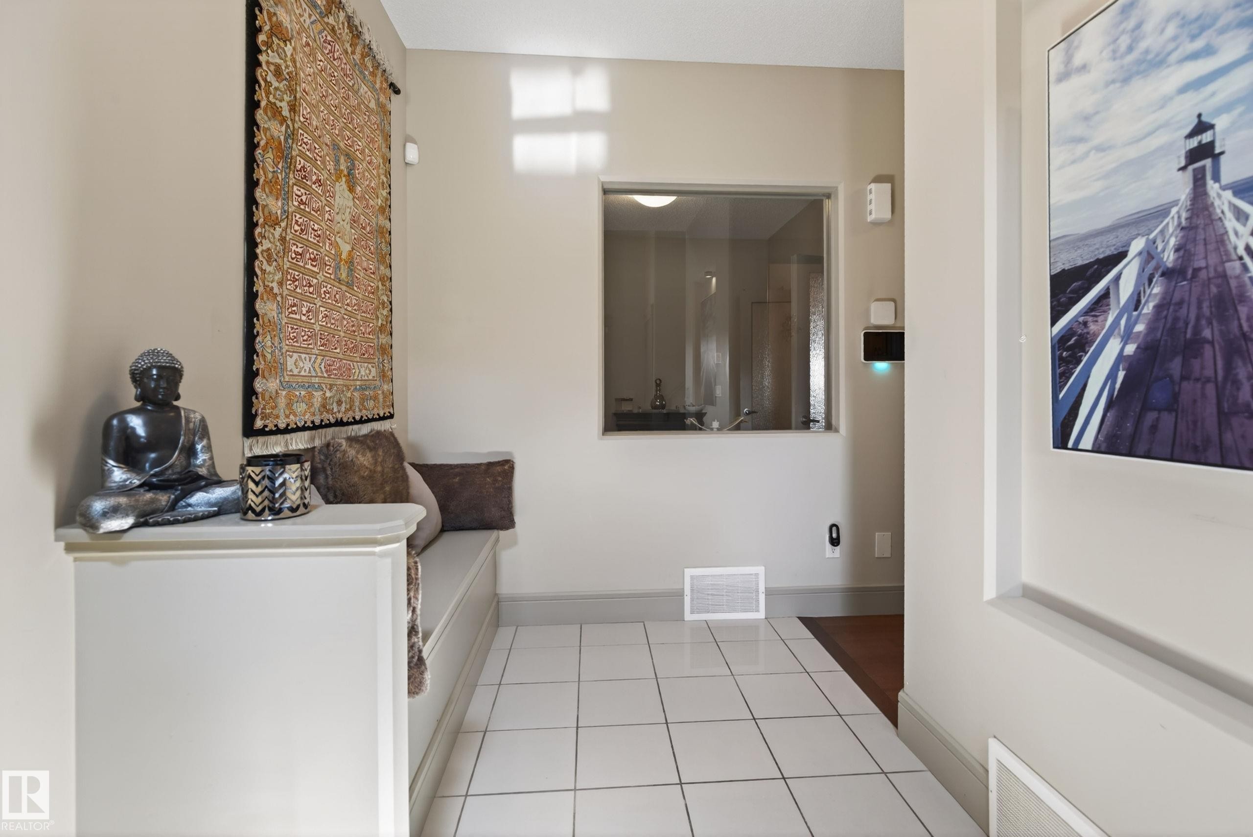 3908 Agar Crest, Edmonton, AB - Indoor Photo Showing Other Room