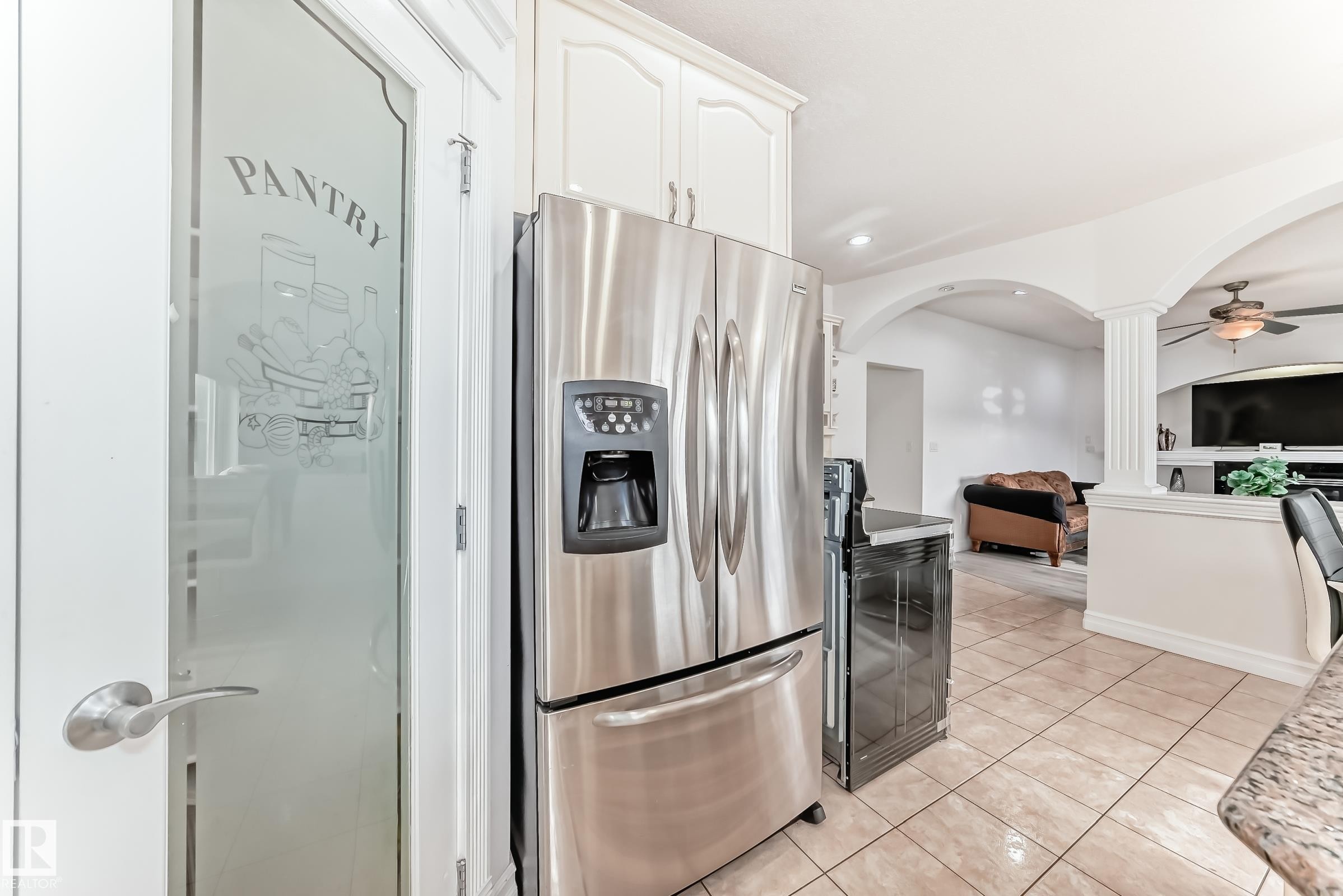 16626 58A Street, Edmonton, AB - Indoor