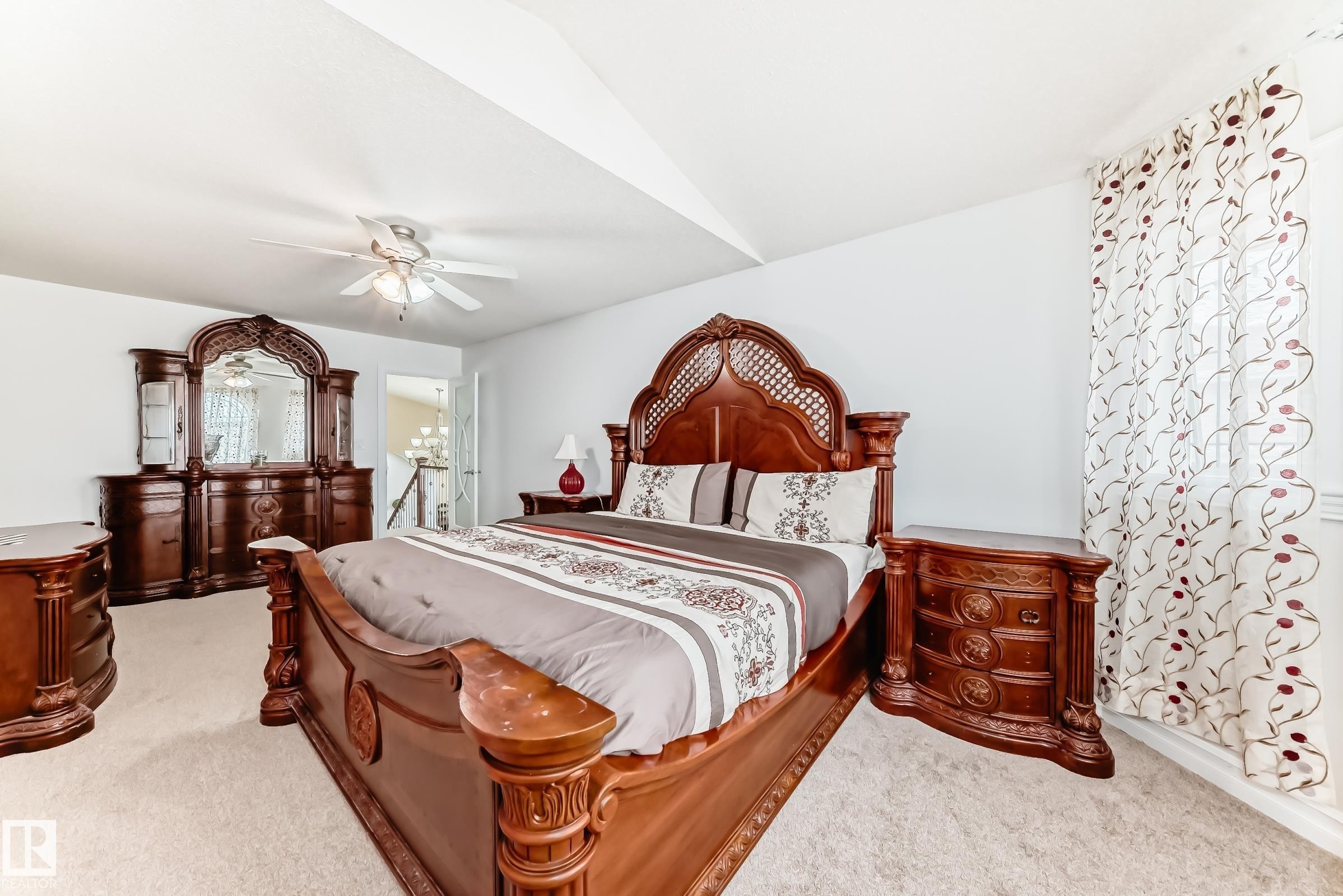 16626 58A Street, Edmonton, AB - Indoor Photo Showing Bedroom
