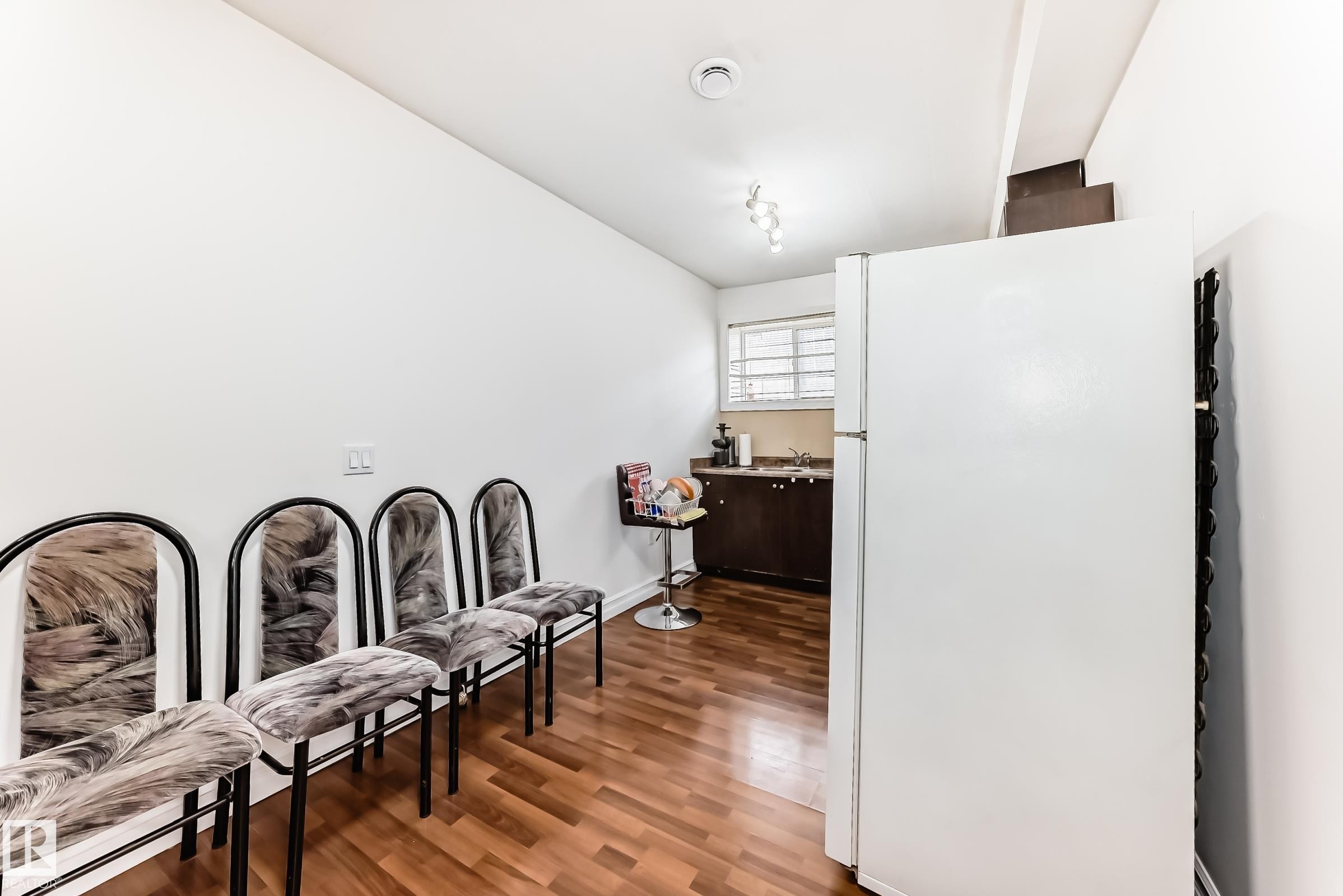 16626 58A Street, Edmonton, AB - Indoor Photo Showing Other Room